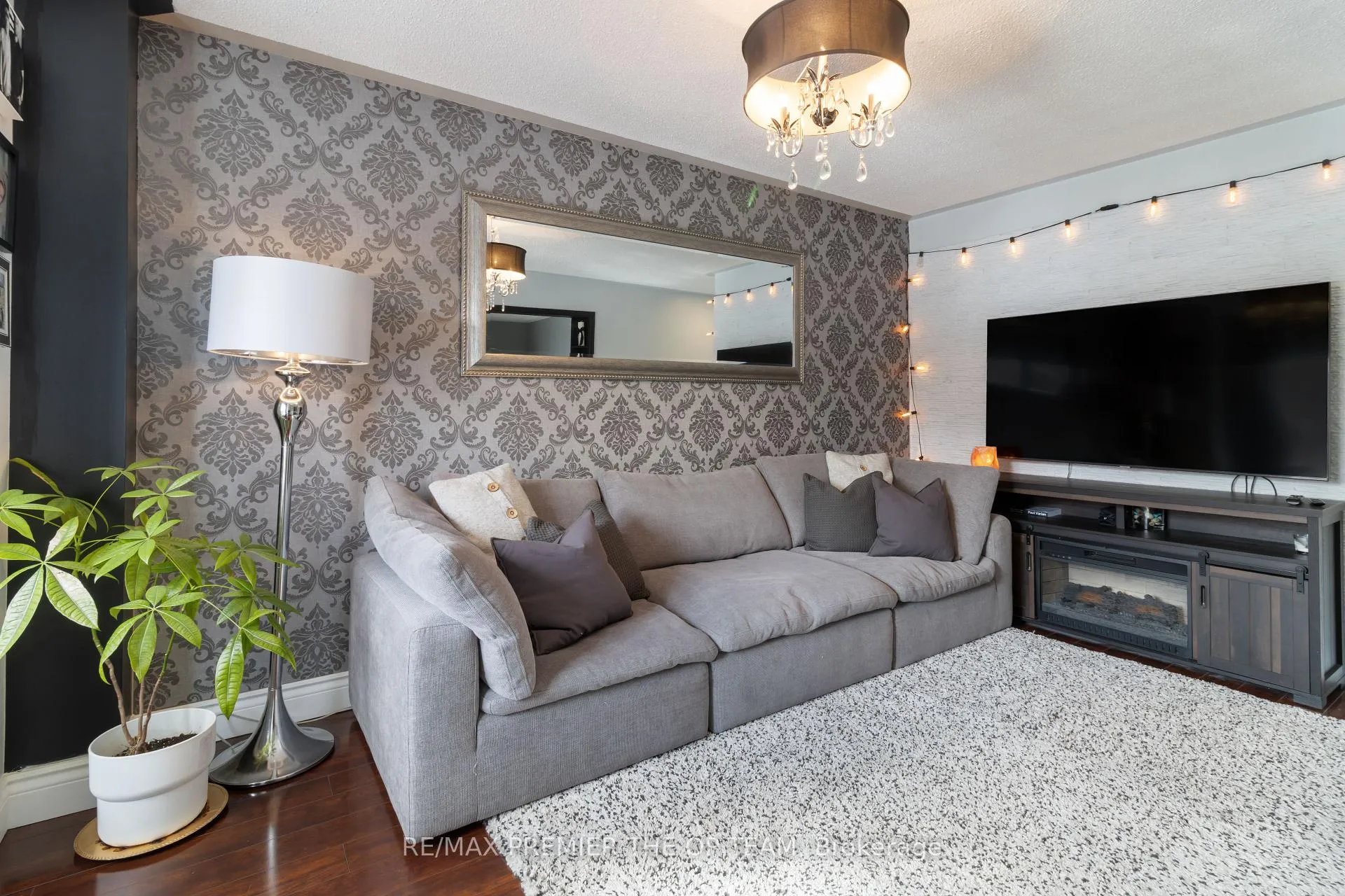 Photo 23 of 28 Kelso Crescent, Vaughan, Maple — HOMEH