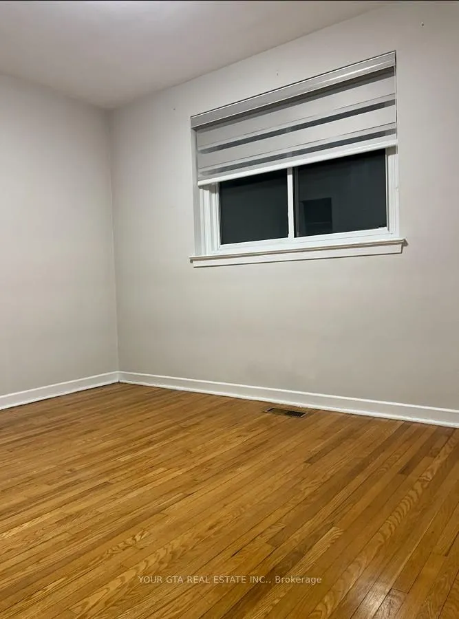 Photo 17 of Unit Upper, 1867 Sandgate Crescent, Mississauga, Clarkson — HOMEH