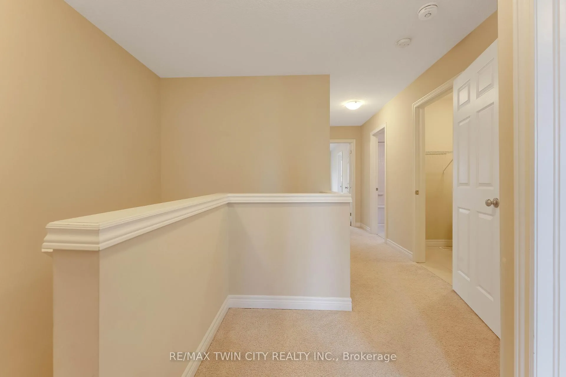 Photo 16 of 17 Valleybrook Drive, Kitchener — HOMEH