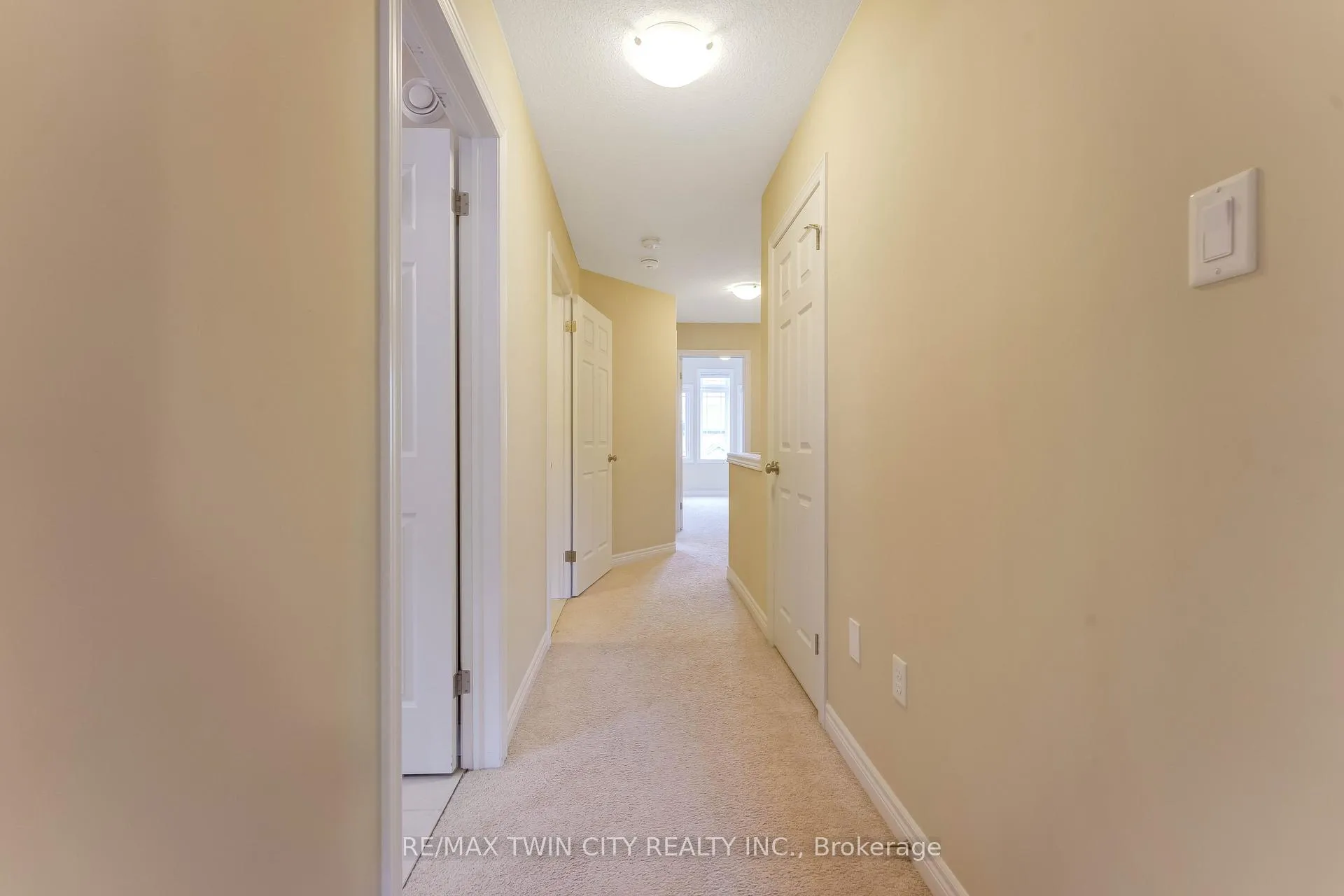 Photo 30 of 17 Valleybrook Drive, Kitchener — HOMEH
