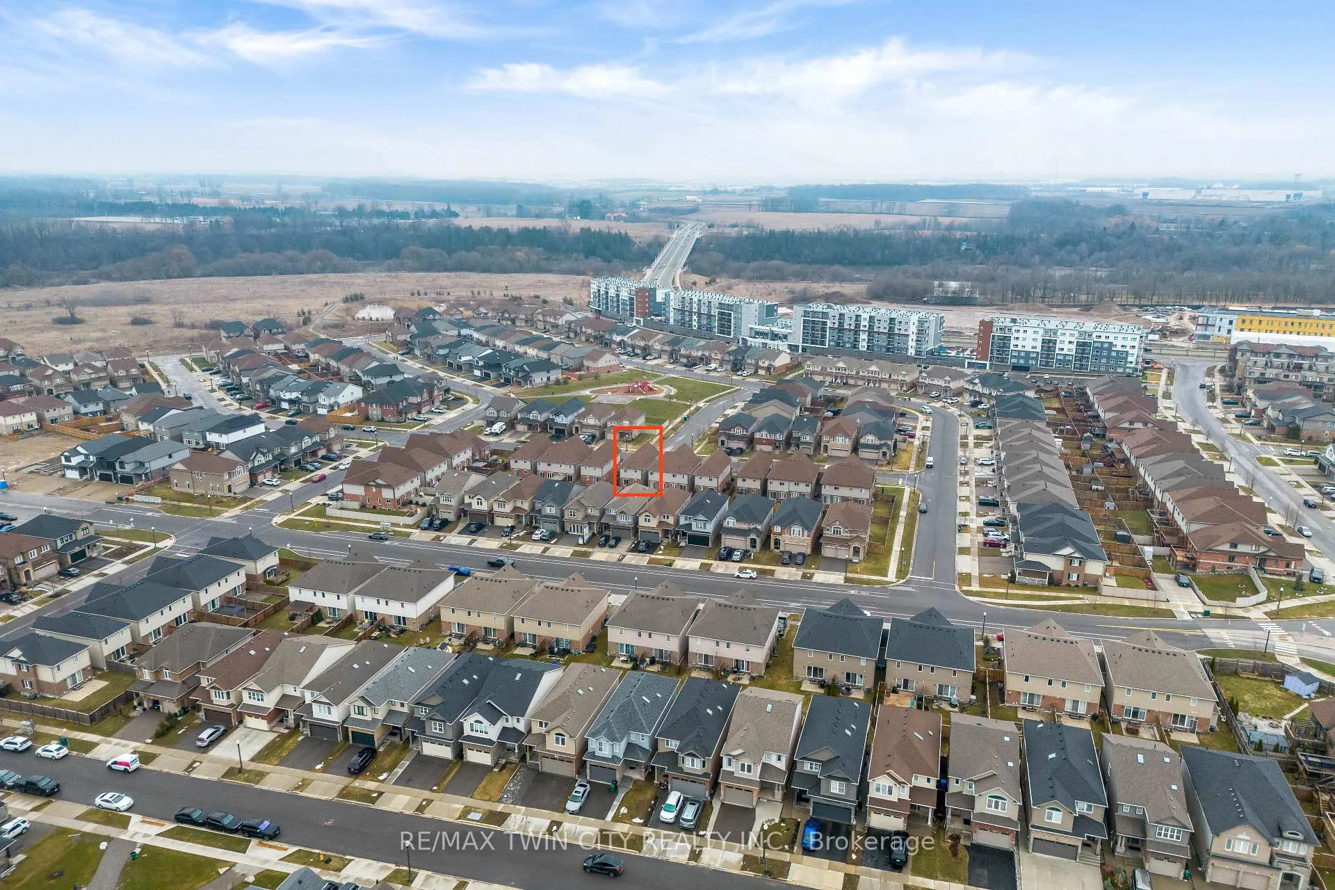 Photo 37 of 17 Valleybrook Drive, Kitchener — HOMEH