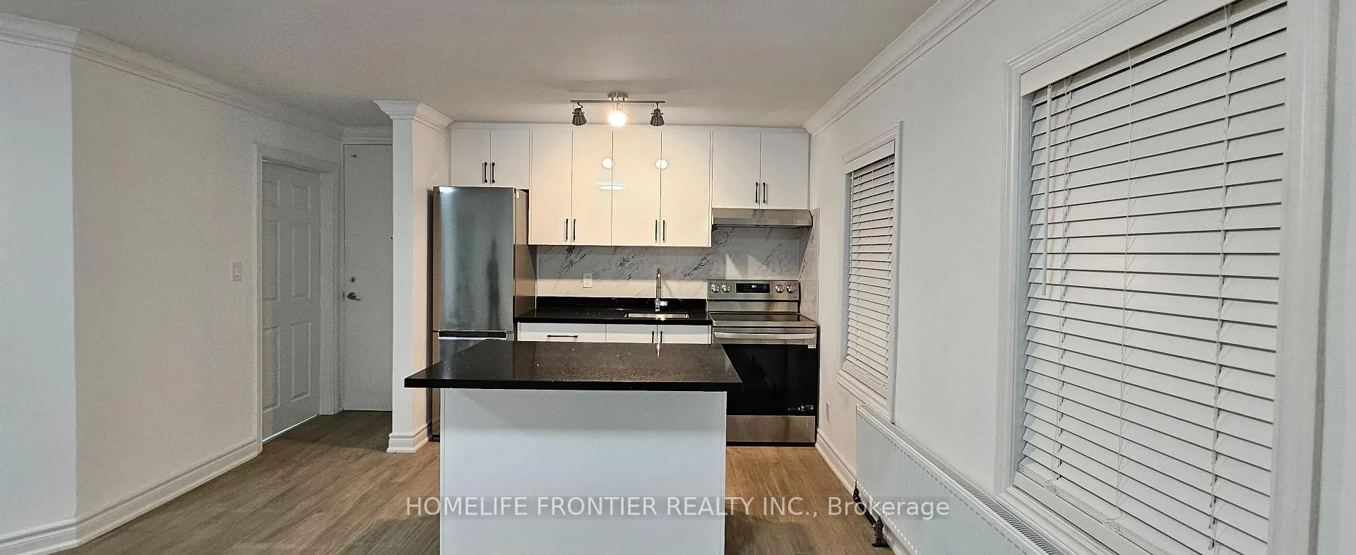 Front of Unit 201, 2685 Eglinton Avenue W