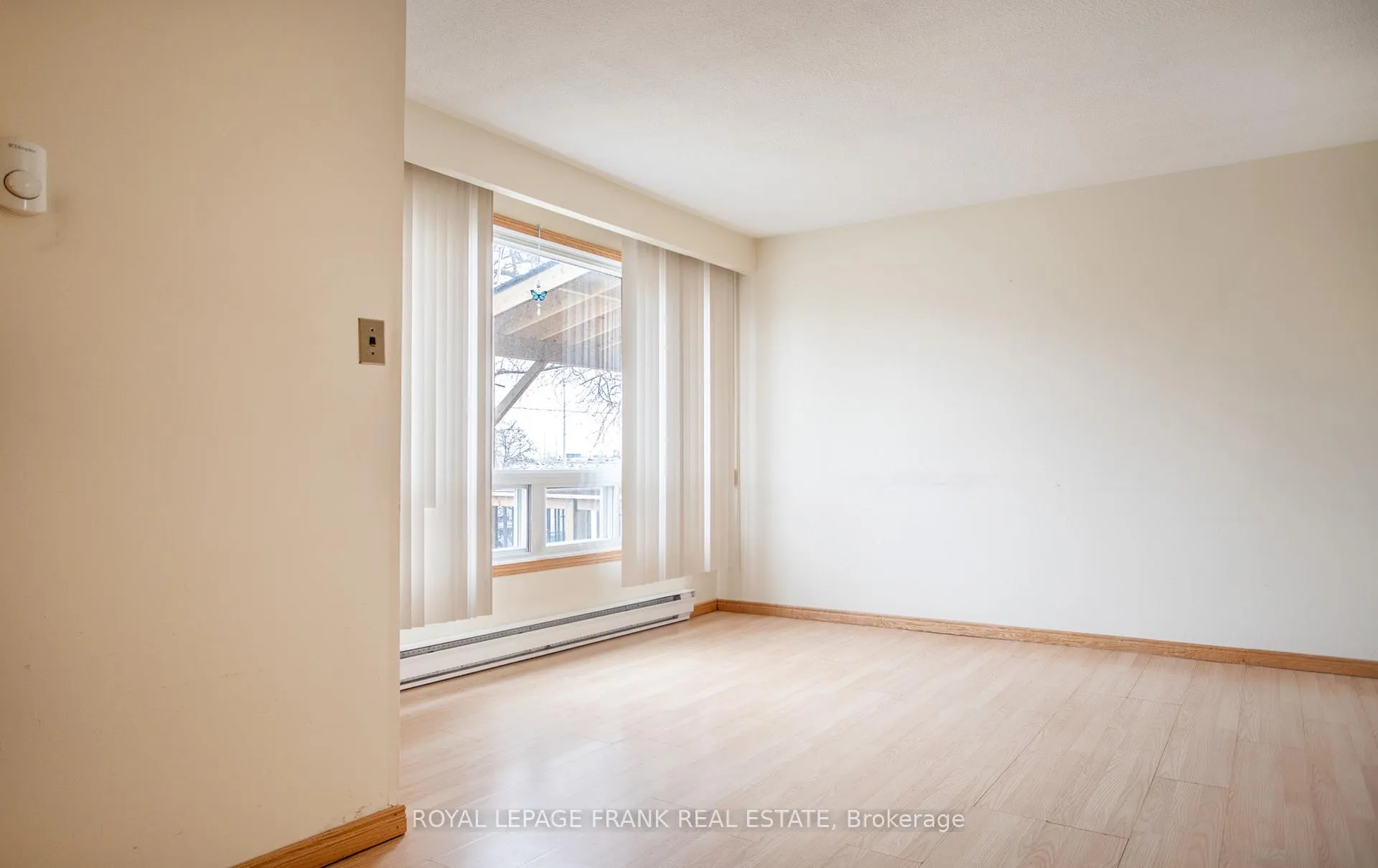 Photo 5 of 1120 King Street, Whitby, Downtown Whitby — HOMEH