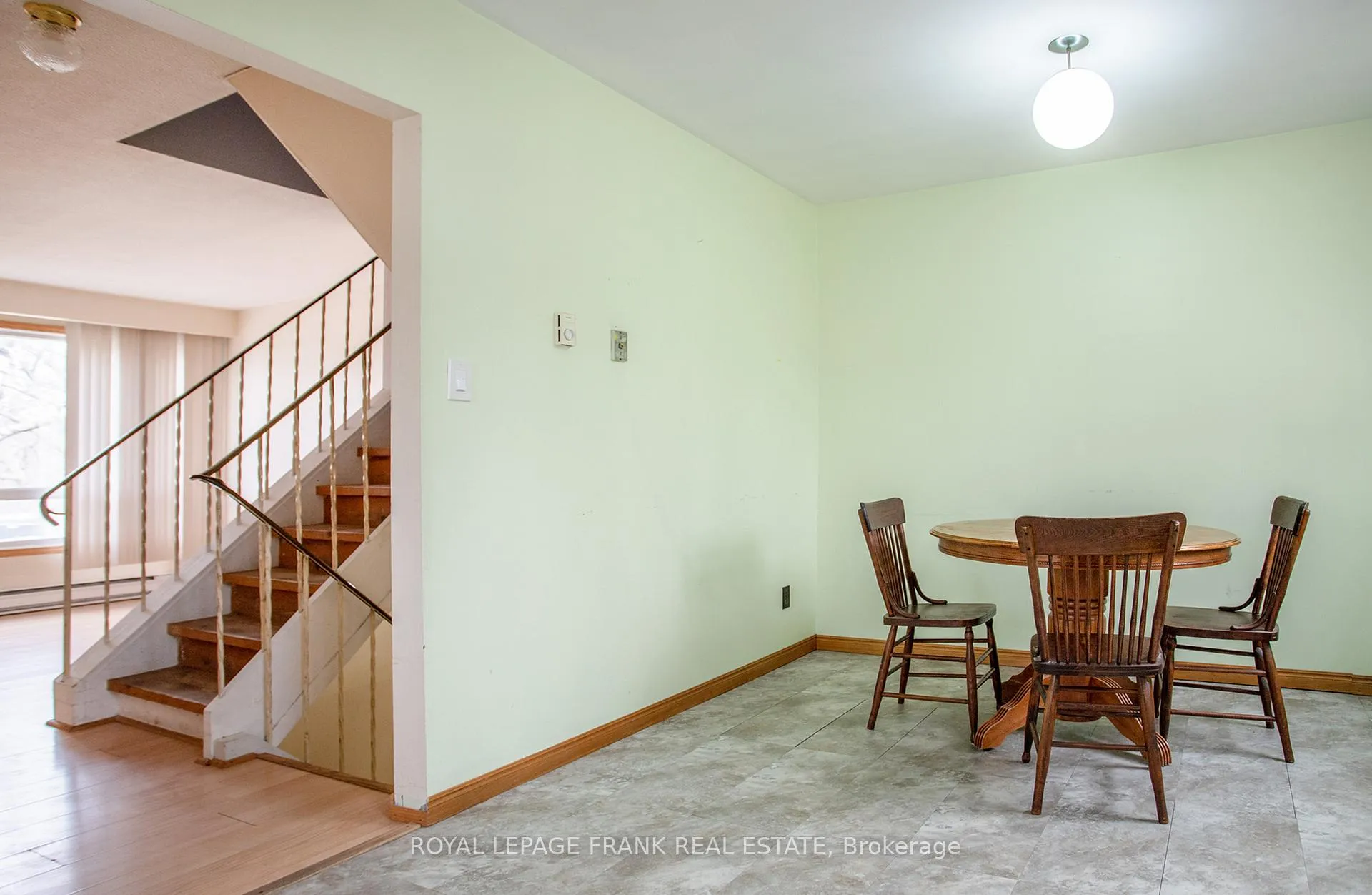 Photo 8 of 1120 King Street, Whitby, Downtown Whitby — HOMEH