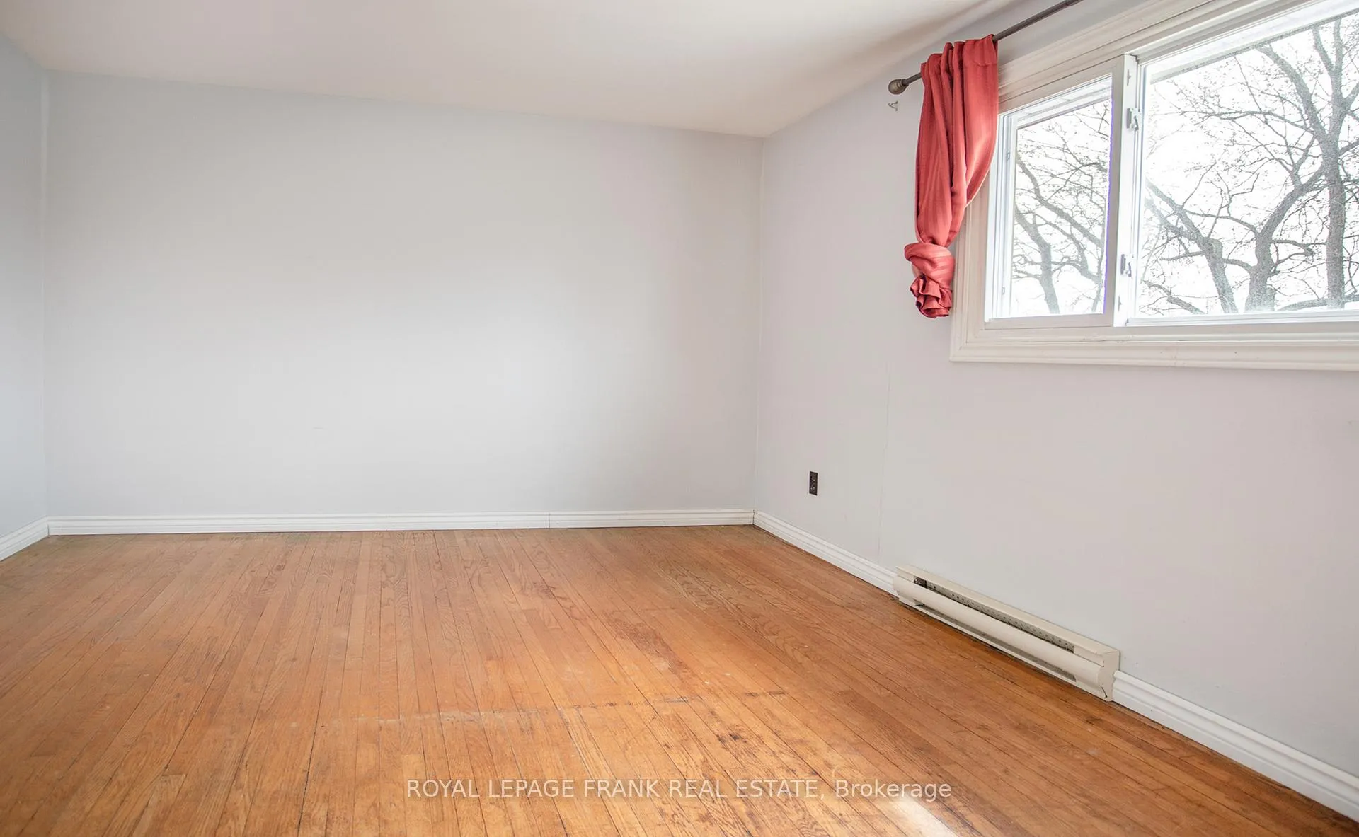 Photo 14 of 1120 King Street, Whitby, Downtown Whitby — HOMEH