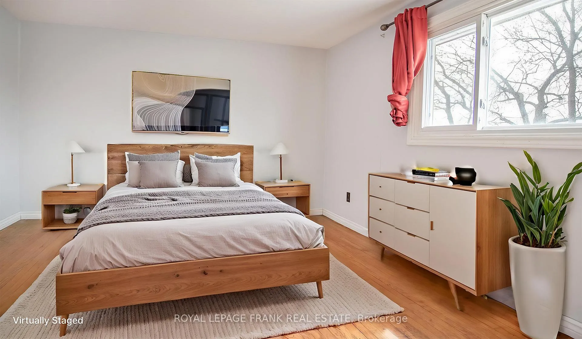 Photo 15 of 1120 King Street, Whitby, Downtown Whitby — HOMEH