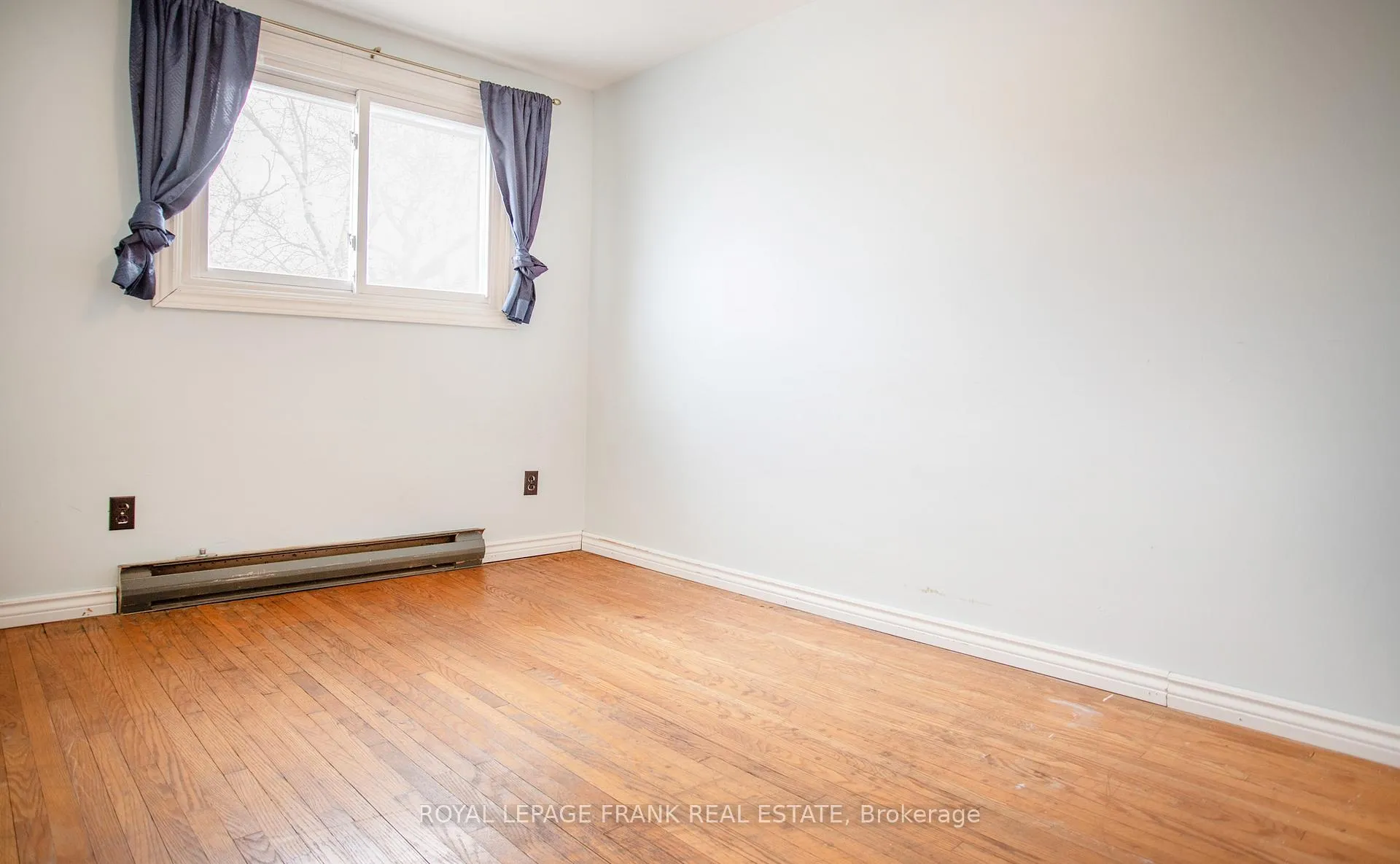 Photo 16 of 1120 King Street, Whitby, Downtown Whitby — HOMEH