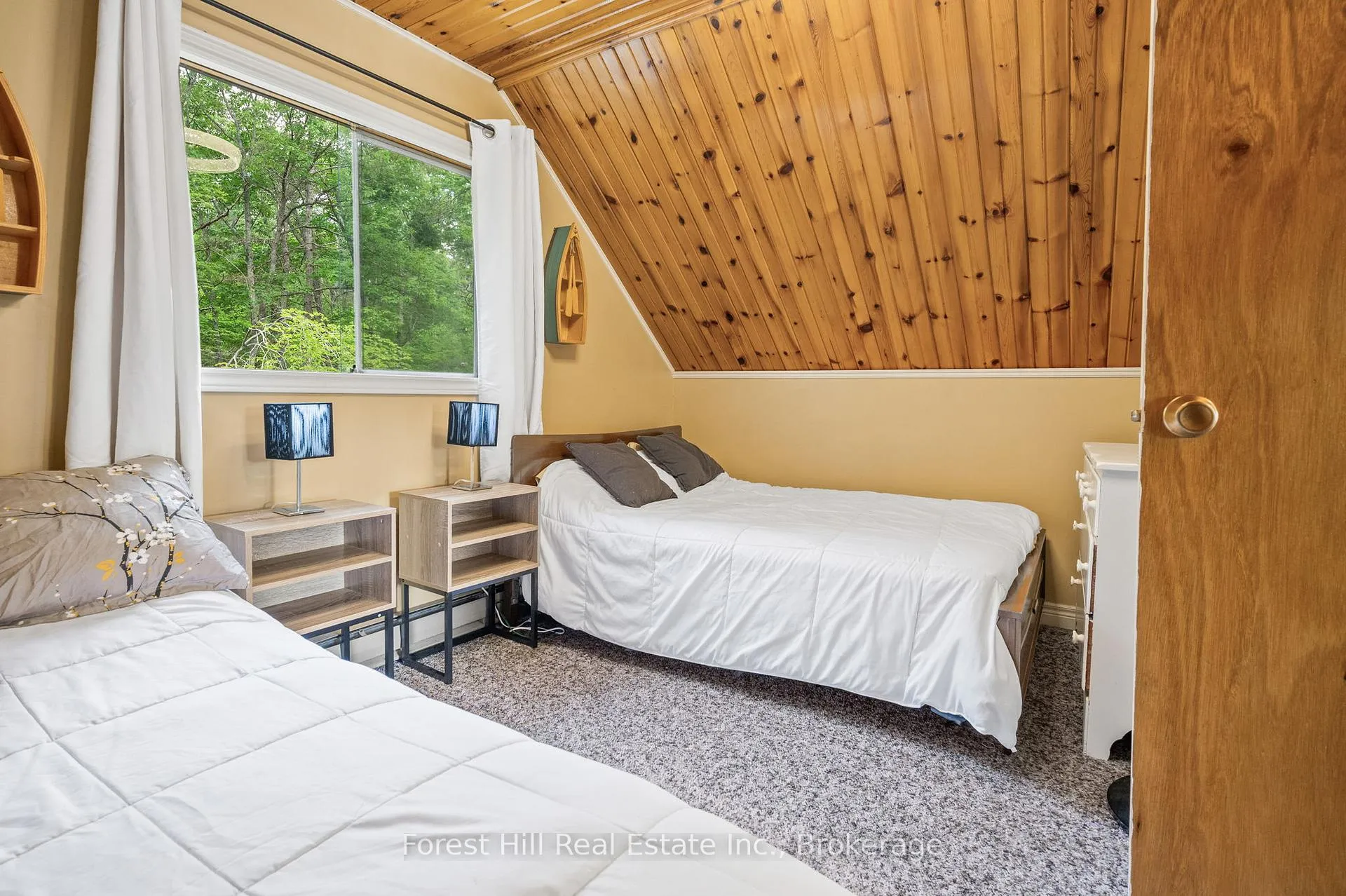 Photo 11 of 1099 Bracken Trail, Minden Hills, Lutterworth — HOMEH
