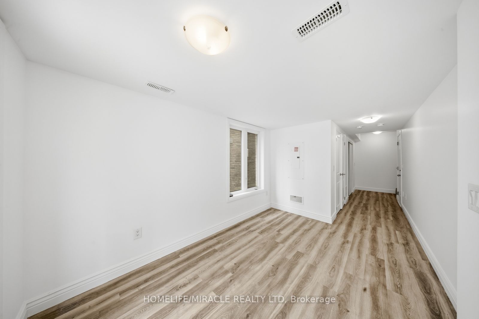 Photo 19 of Unit 901, 585 Colborne Street E, Brant, Brantford Twp — HOMEH