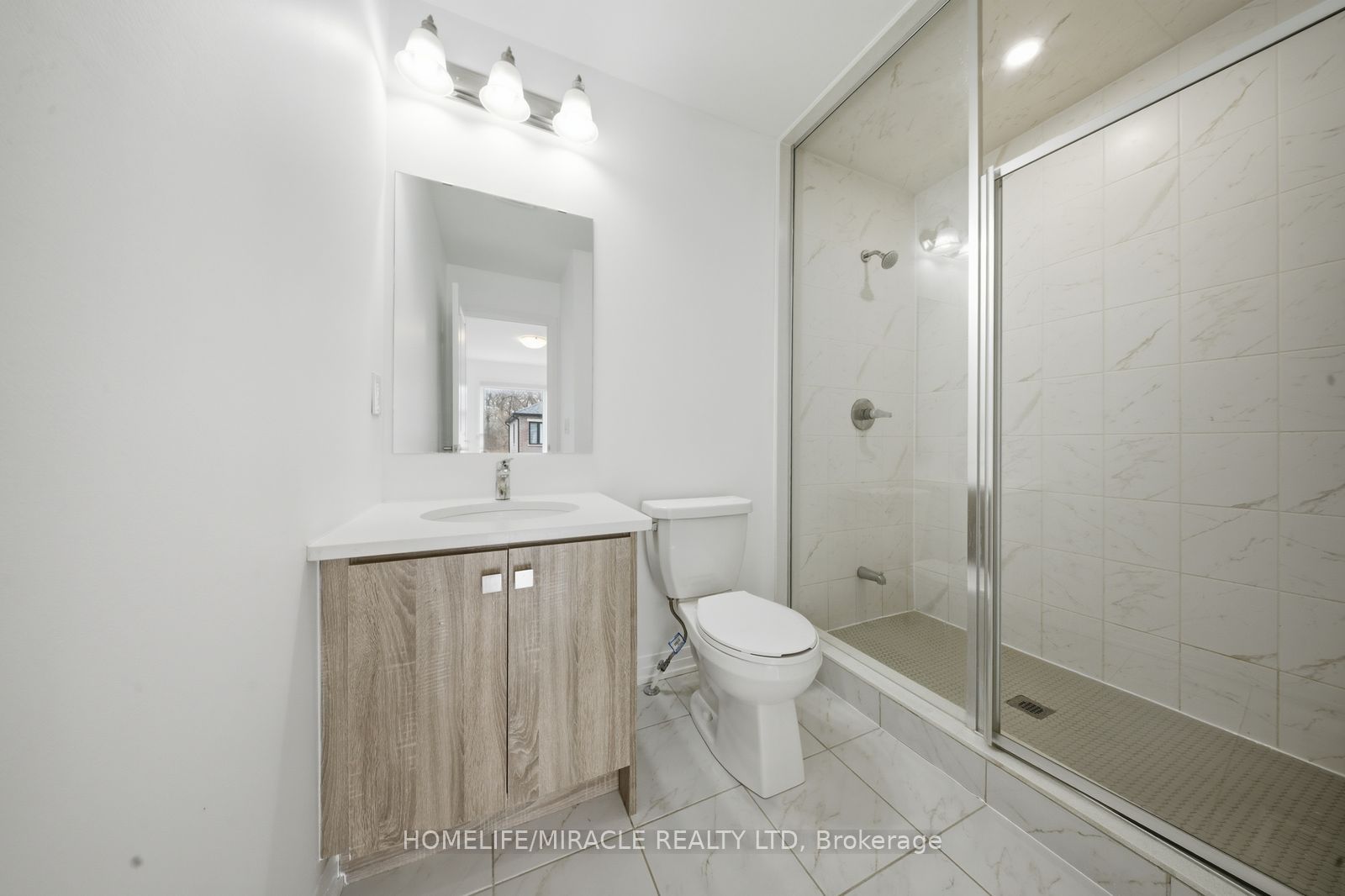Photo 16 of Unit 901, 585 Colborne Street E, Brant, Brantford Twp — HOMEH