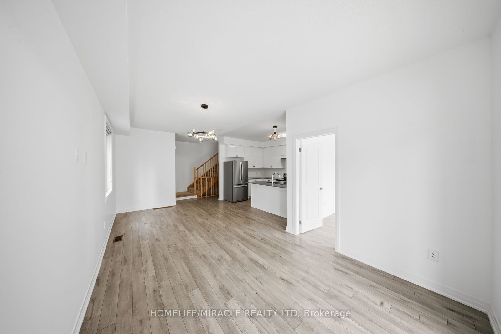 Photo 20 of Unit 901, 585 Colborne Street E, Brant, Brantford Twp — HOMEH