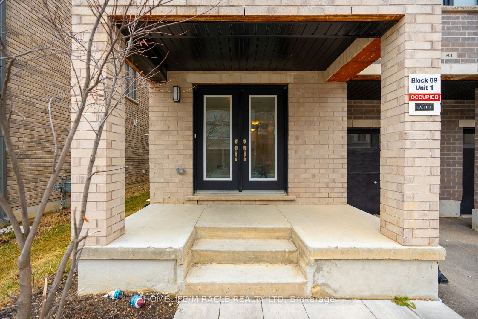 Photo 2 of Unit 901, 585 Colborne Street E, Brant, Brantford Twp — HOMEH