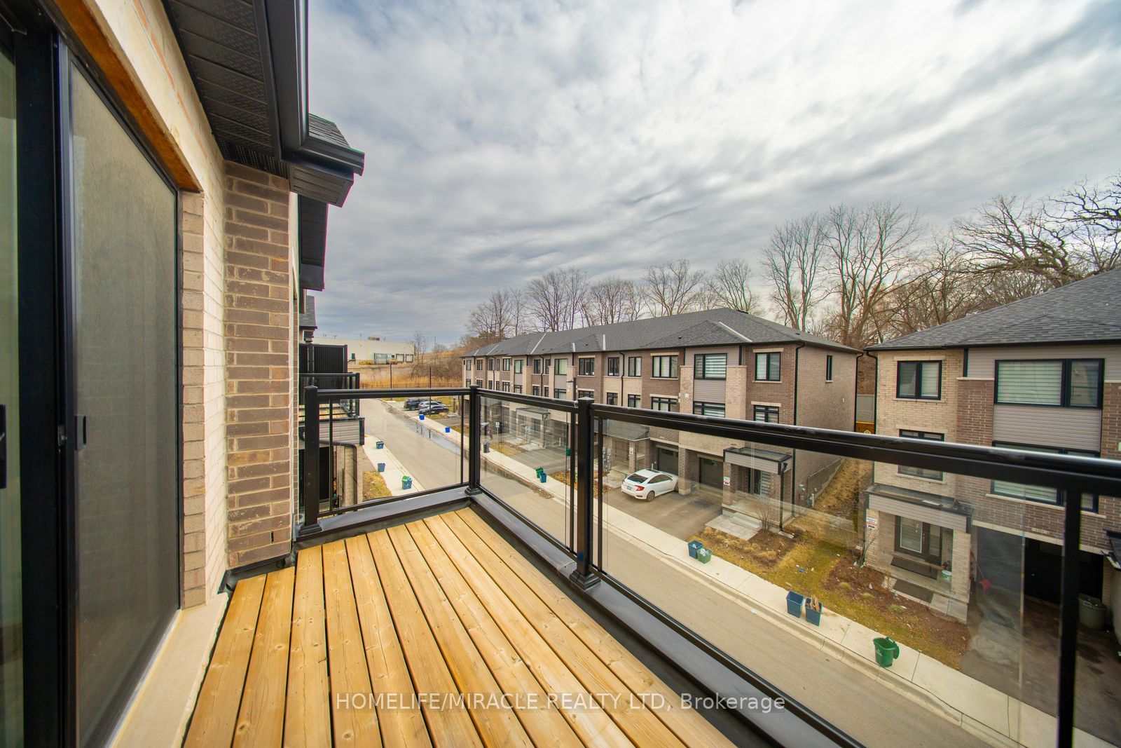 Photo 22 of Unit 901, 585 Colborne Street E, Brant, Brantford Twp — HOMEH
