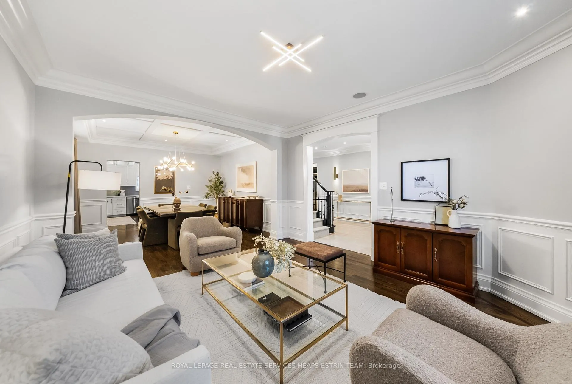 Photo 7 of 110 Joicey Boulevard, Toronto, Bedford Park-Nortown — HOMEH