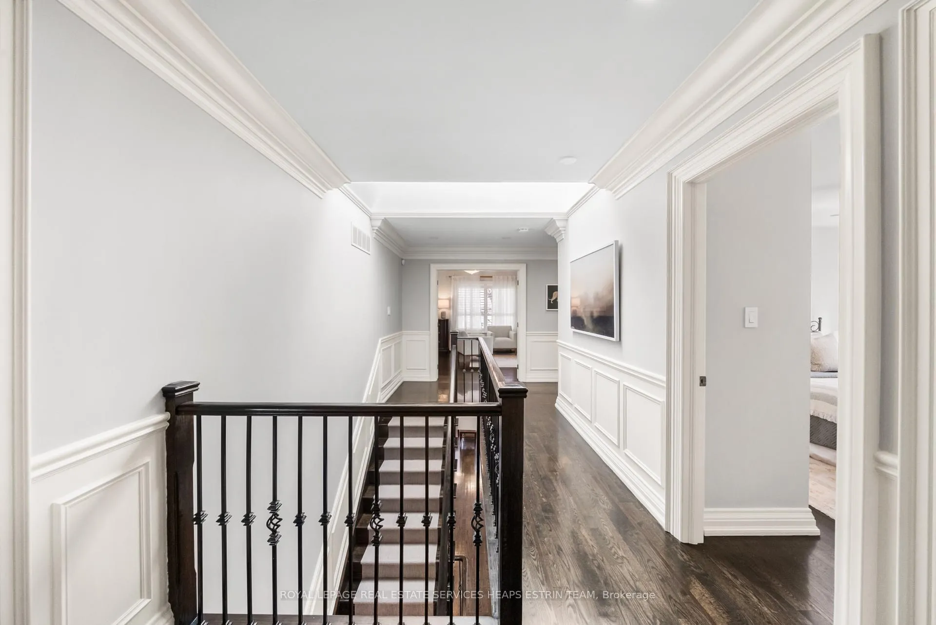 Photo 24 of 110 Joicey Boulevard, Toronto, Bedford Park-Nortown — HOMEH