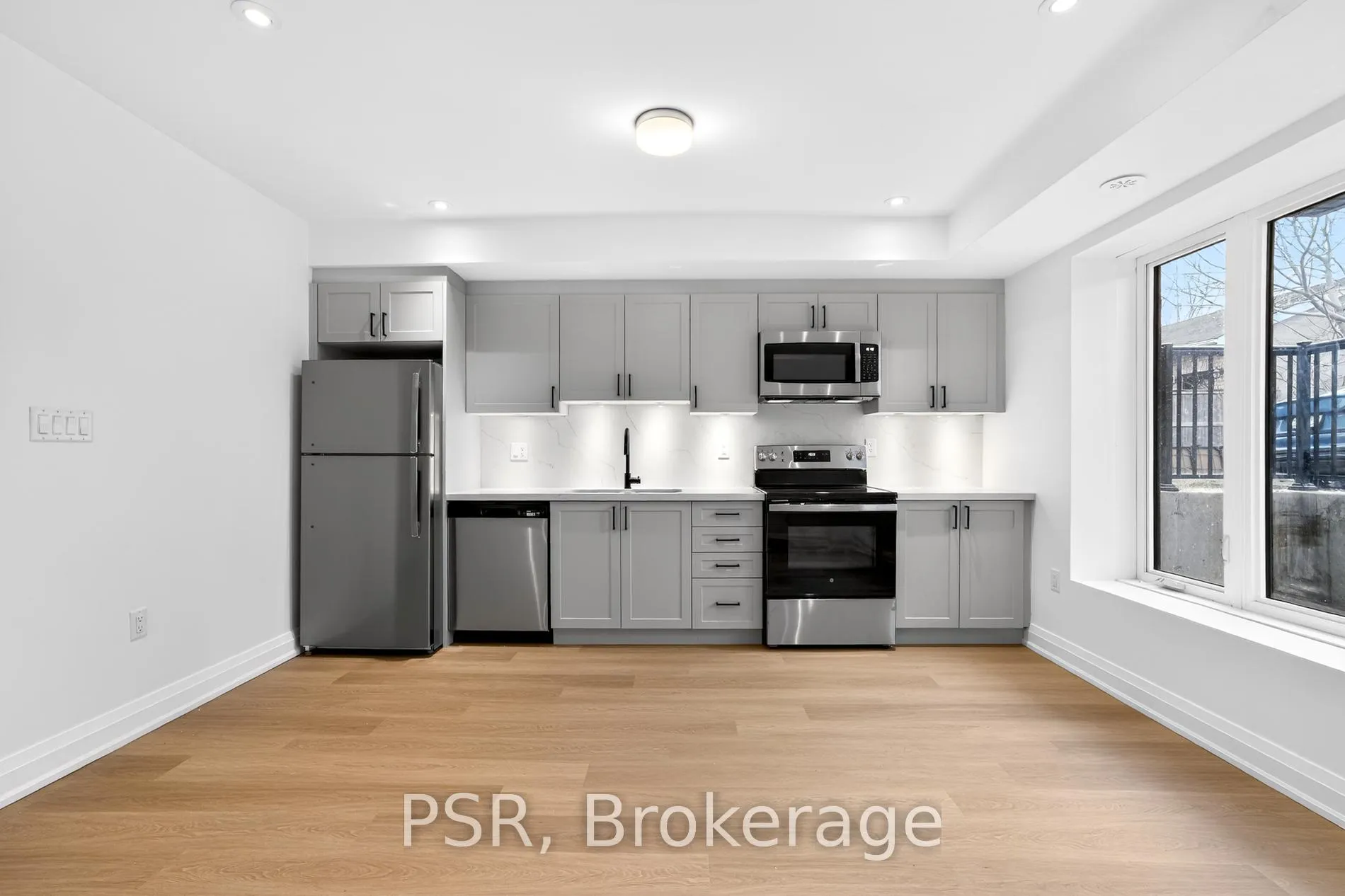 Photo 7 of Unit A, 218 Aileen Avenue, Toronto, Keelesdale-Eglinton West — HOMEH