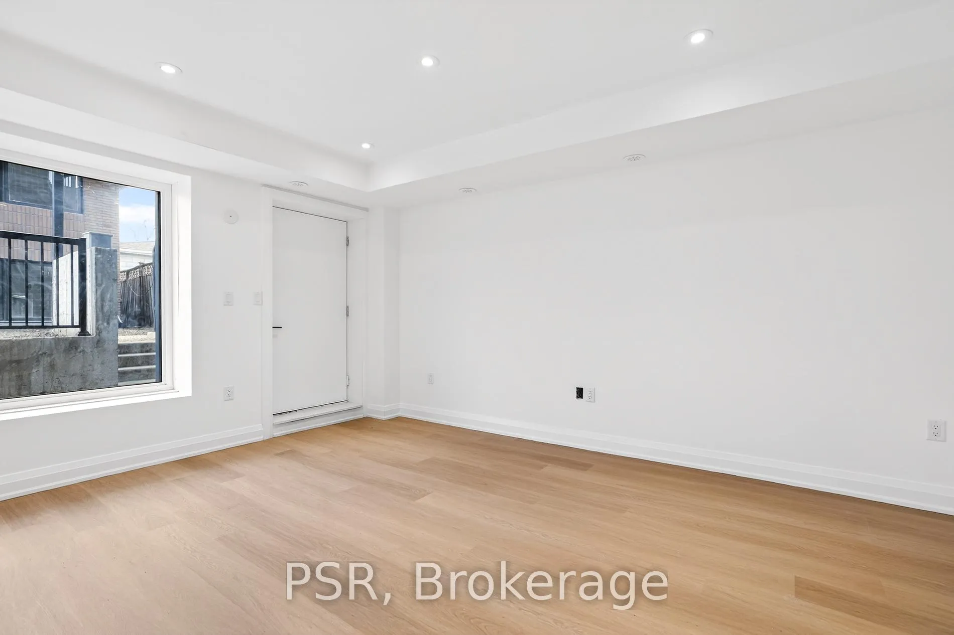 Photo 10 of Unit A, 218 Aileen Avenue, Toronto, Keelesdale-Eglinton West — HOMEH