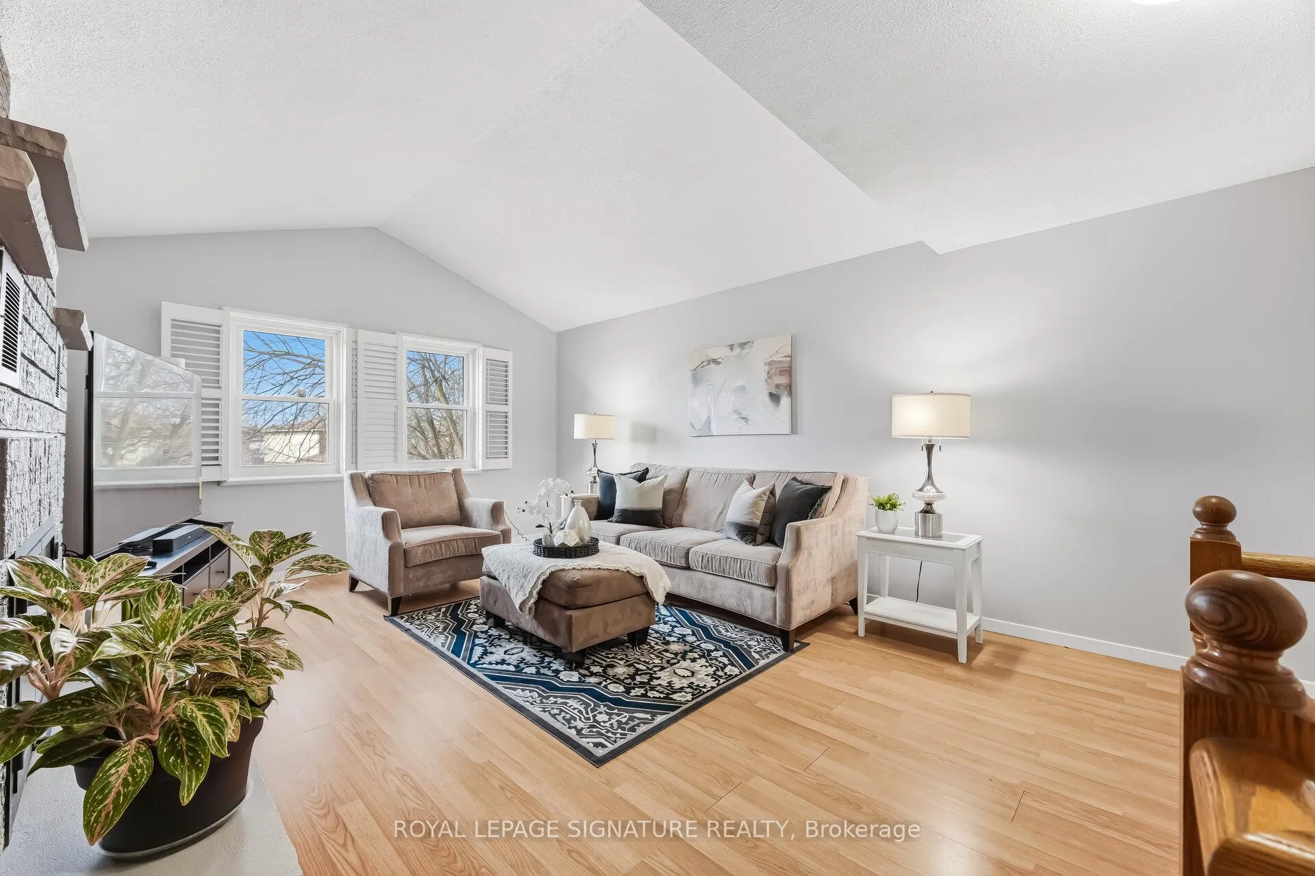 Photo 27 of 48 Evalene Court, Brampton, Heart Lake West — HOMEH