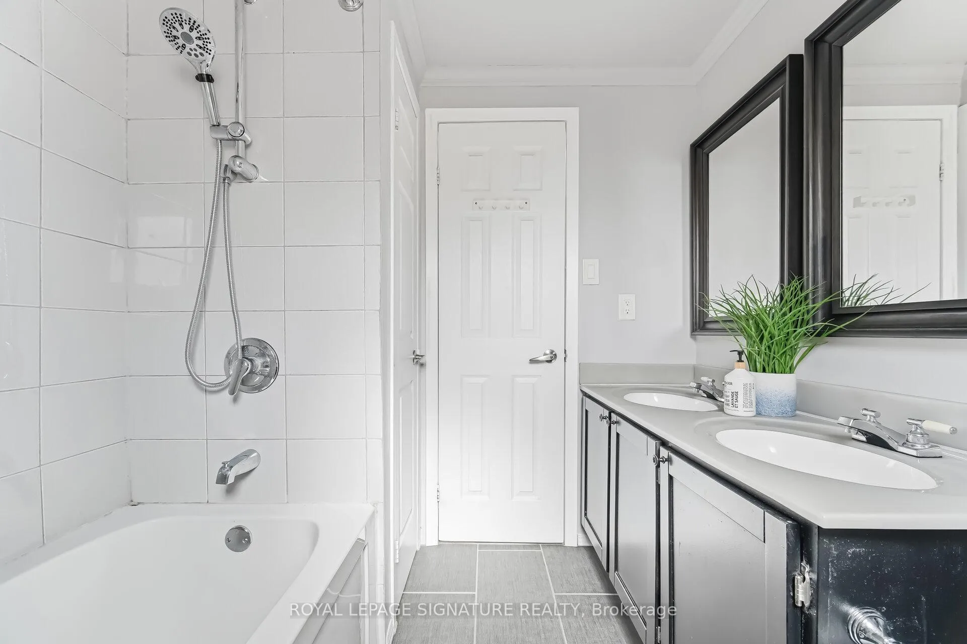 Photo 40 of 48 Evalene Court, Brampton, Heart Lake West — HOMEH