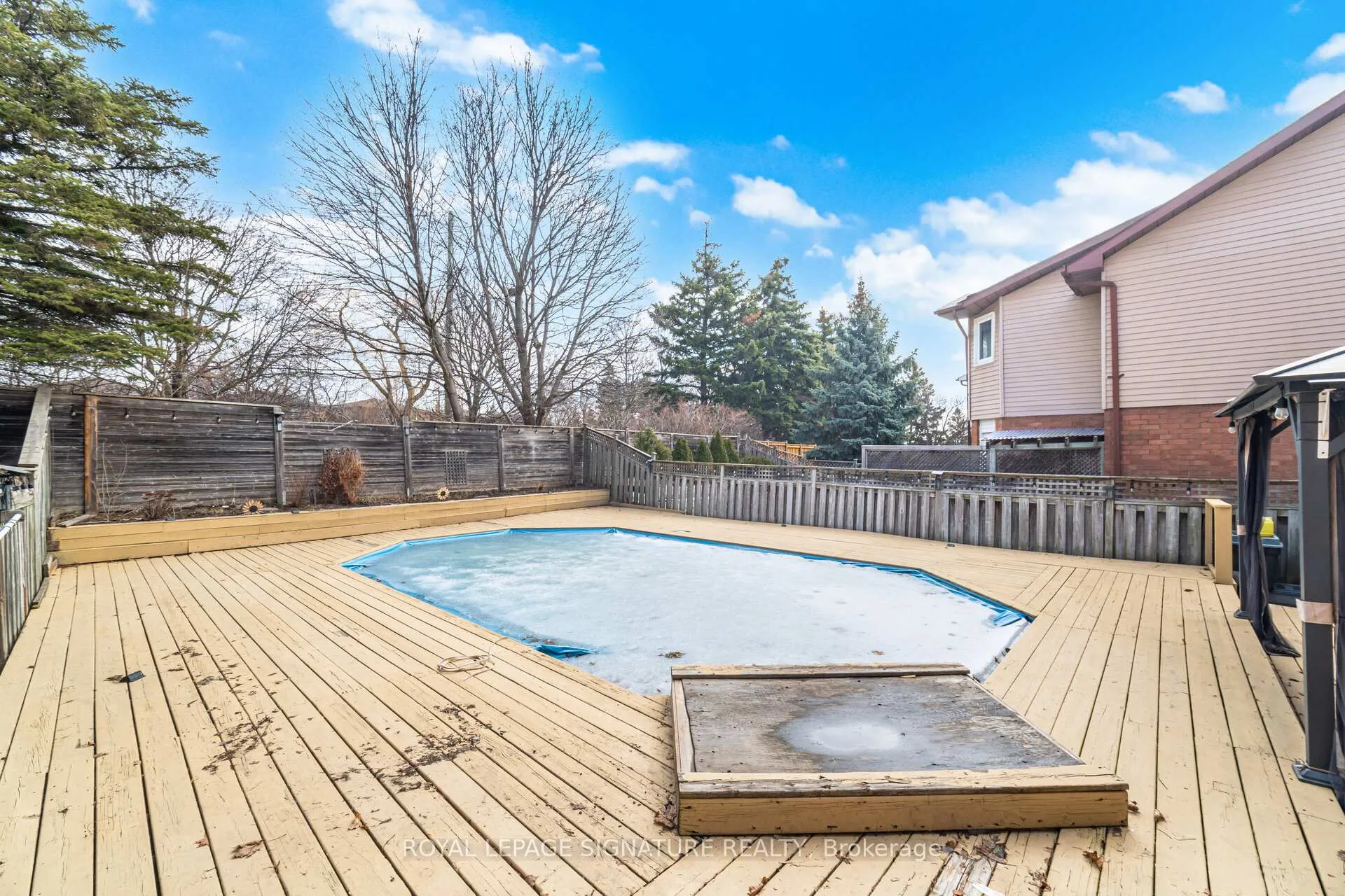 Photo 47 of 48 Evalene Court, Brampton, Heart Lake West — HOMEH