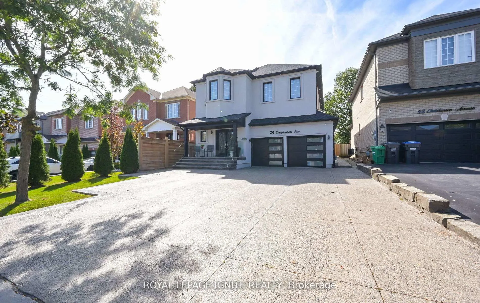 Photo 3 of 24 Christensen Avenue, Caledon, Bolton North — HOMEH