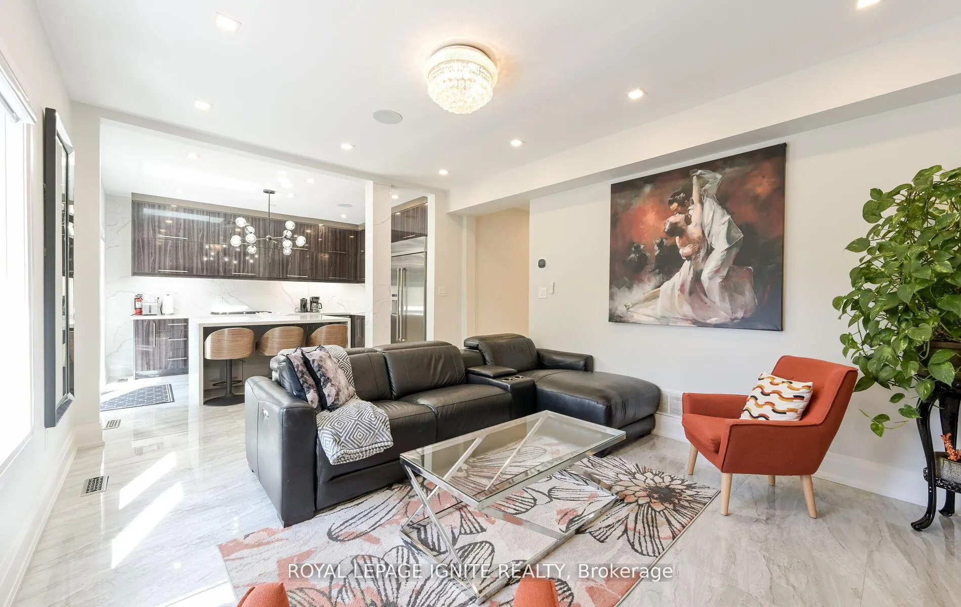 Photo 13 of 24 Christensen Avenue, Caledon, Bolton North — HOMEH