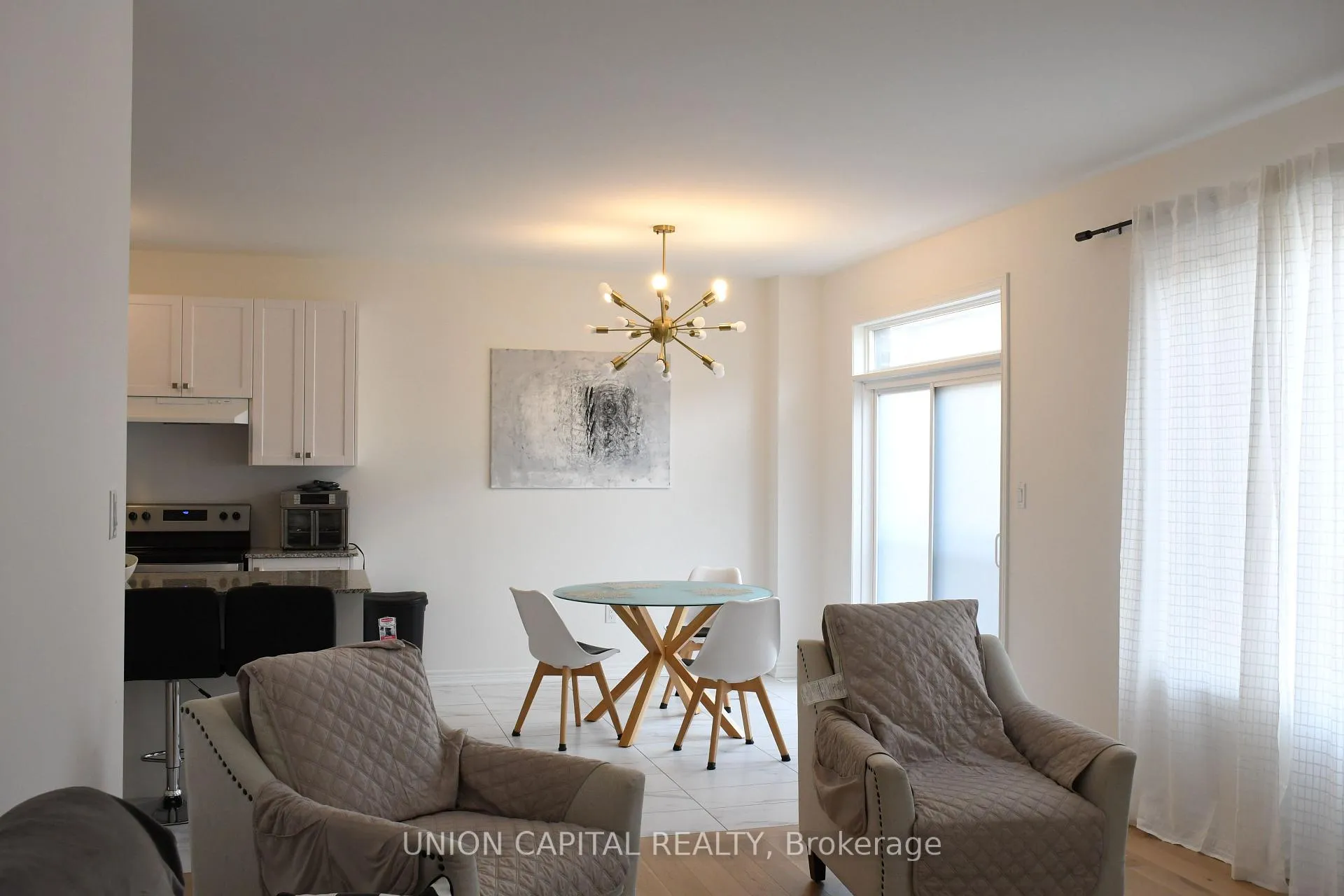 Photo 13 of 3141 Blazing Star Avenue, Pickering, Rural Pickering — HOMEH