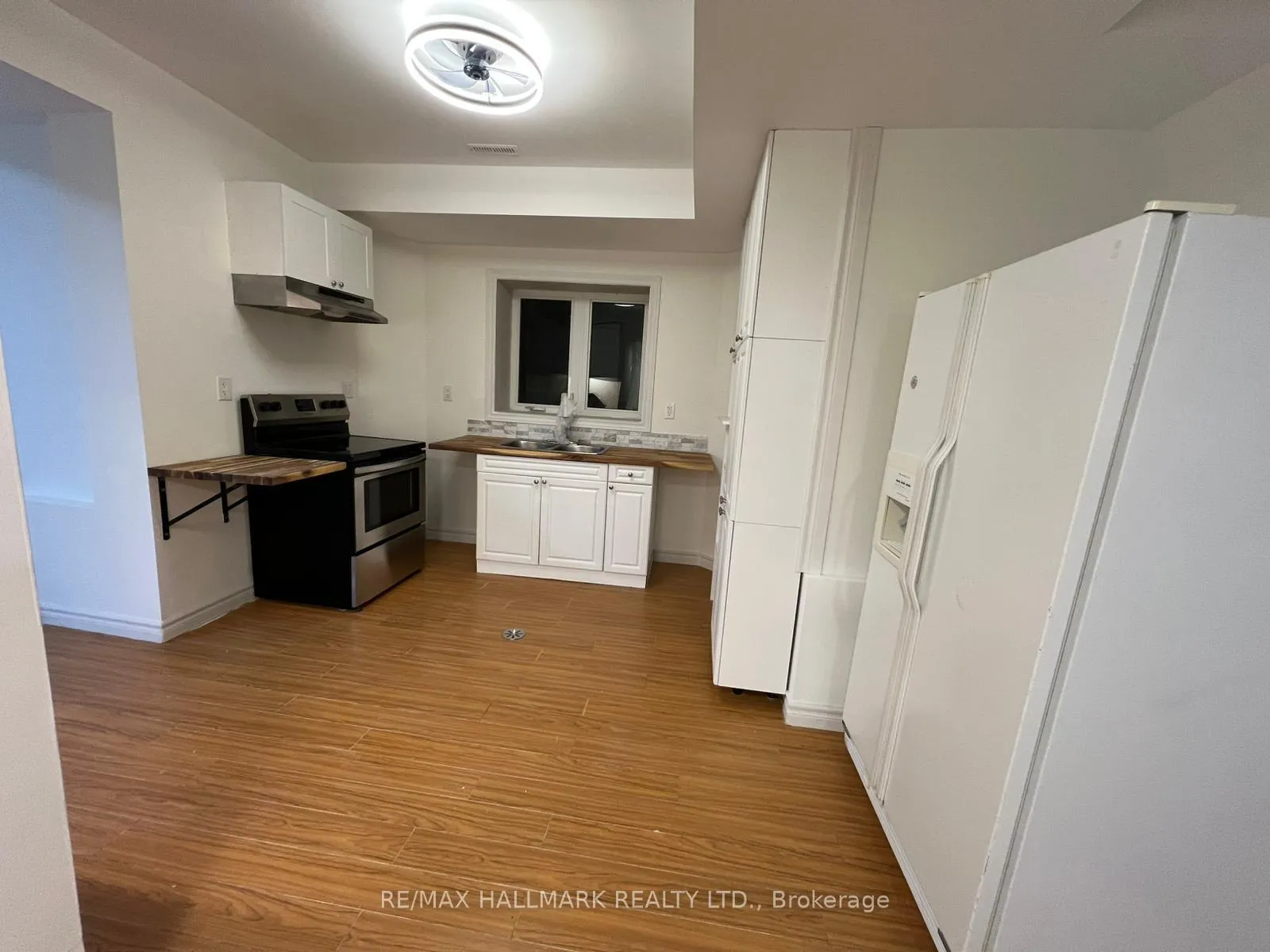 Photo 8 of 17 Barre Drive, Barrie, Painswick North — HOMEH
