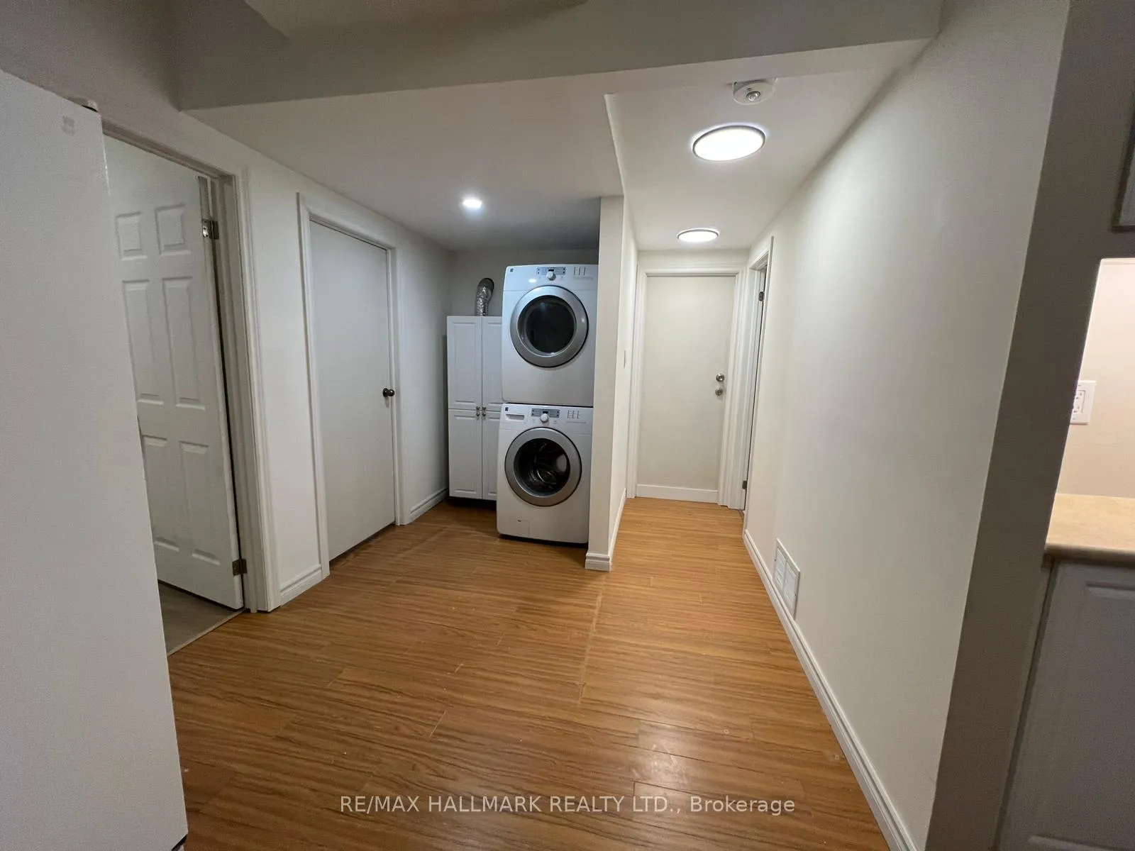 Photo 12 of 17 Barre Drive, Barrie, Painswick North — HOMEH