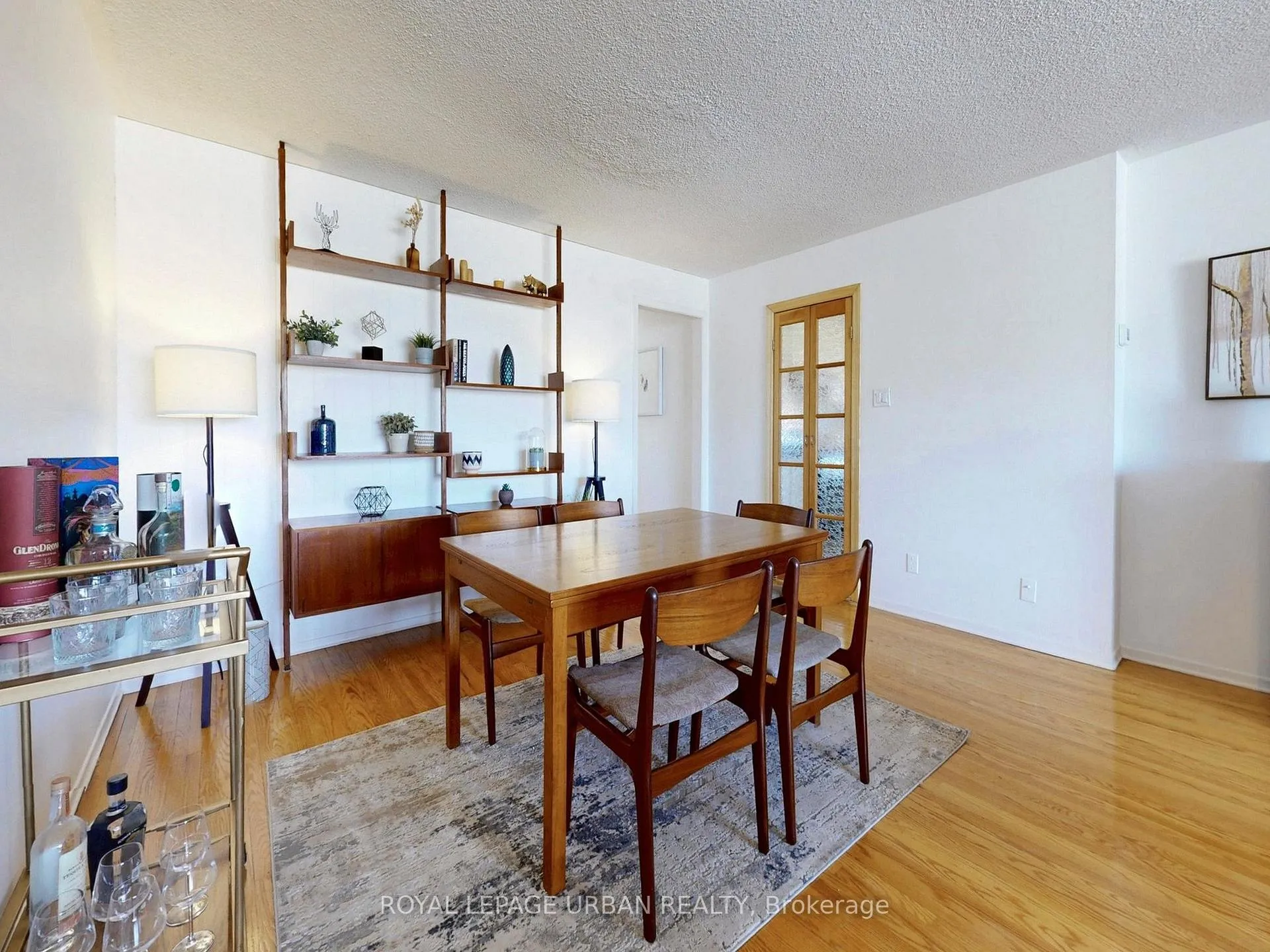 Photo 6 of 733 Consort Crescent, Mississauga, Erindale — HOMEH