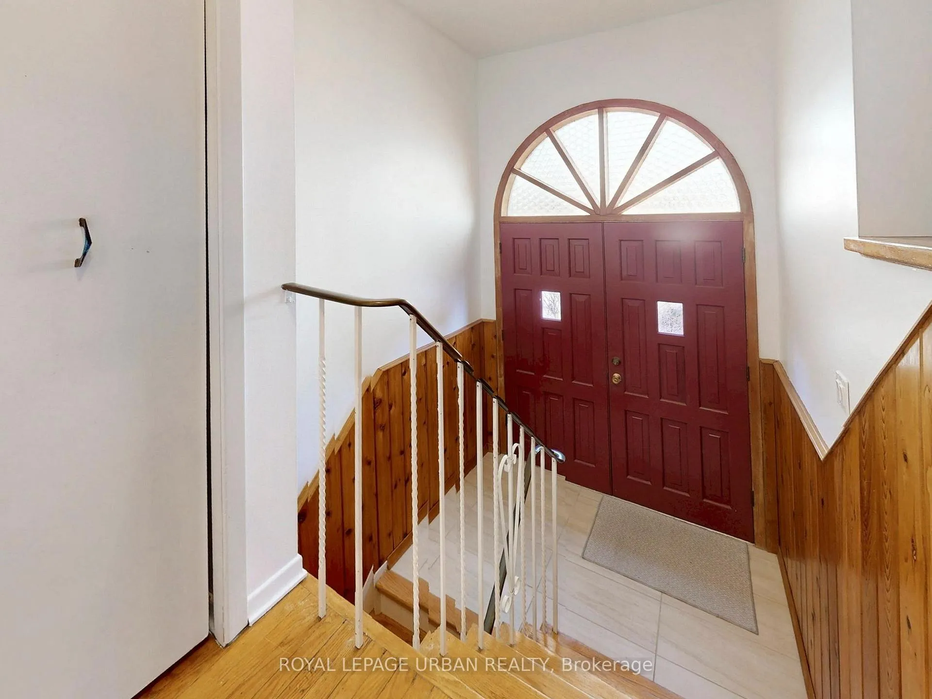 Photo 28 of 733 Consort Crescent, Mississauga, Erindale — HOMEH