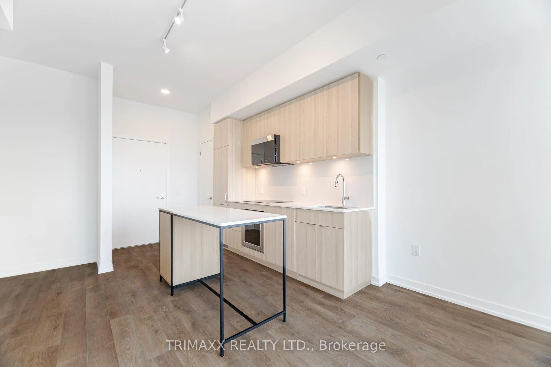 Photo 10 of Unit 906, 251 Masonry Way, Mississauga, Port Credit — HOMEH