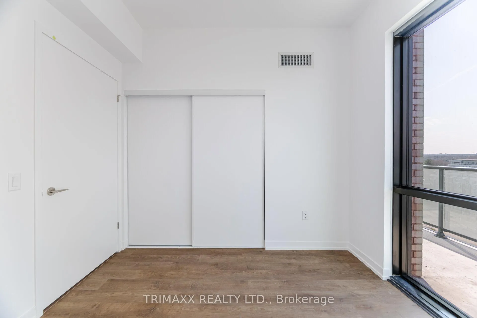 Photo 17 of Unit 906, 251 Masonry Way, Mississauga, Port Credit — HOMEH