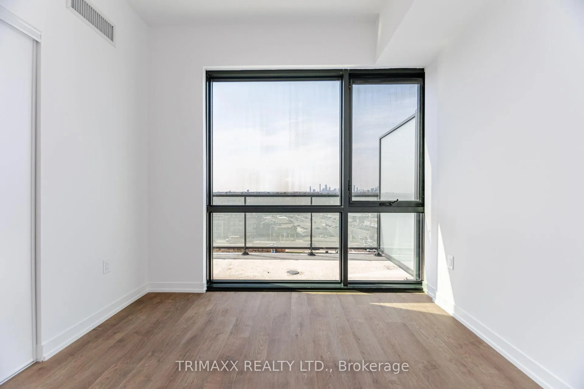 Photo 18 of Unit 906, 251 Masonry Way, Mississauga, Port Credit — HOMEH