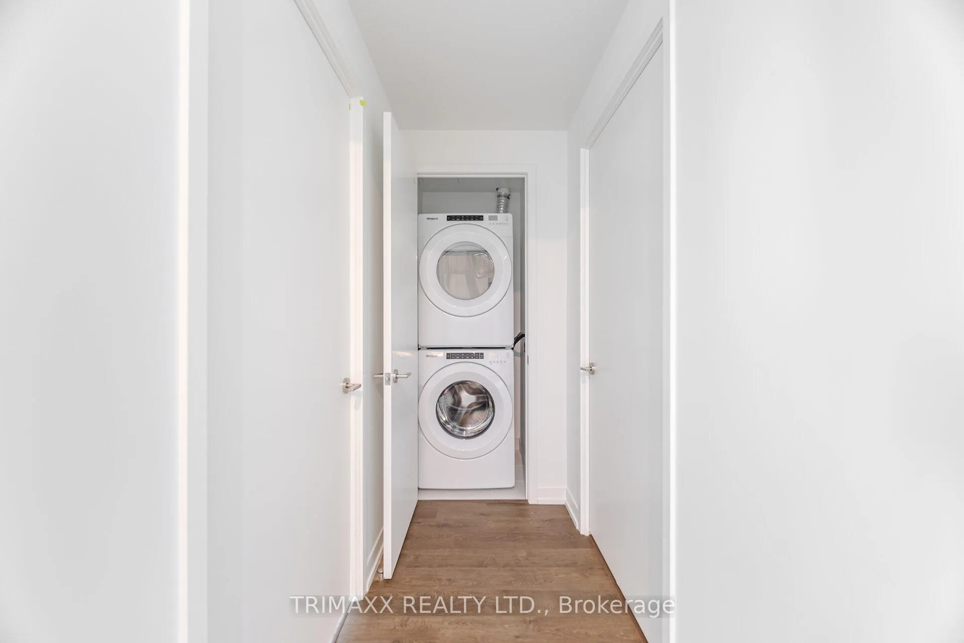 Photo 22 of Unit 906, 251 Masonry Way, Mississauga, Port Credit — HOMEH