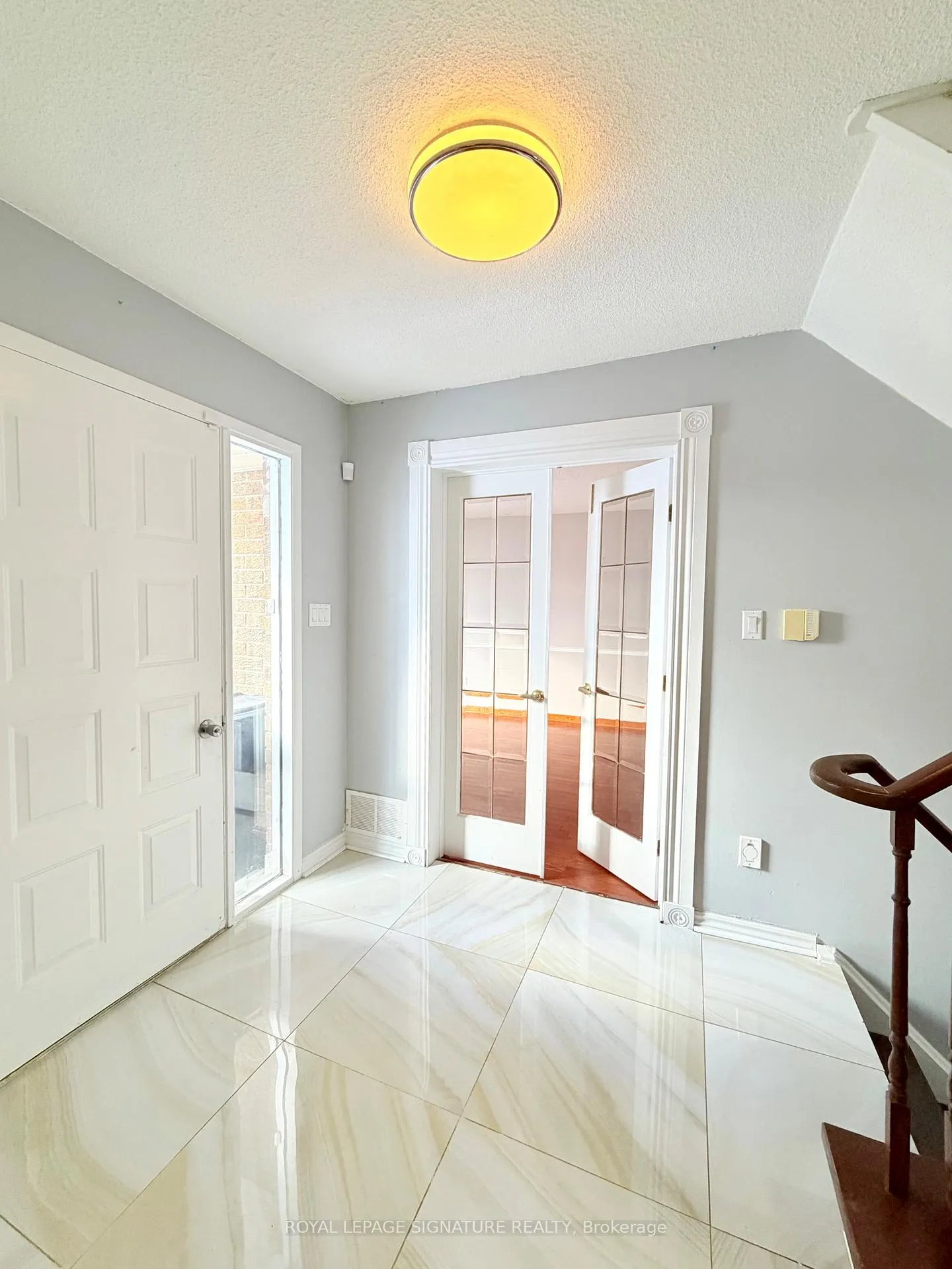 Photo 3 of Unit 01, 41 Broadbridge Drive, Scarborough, Rouge — HOMEH
