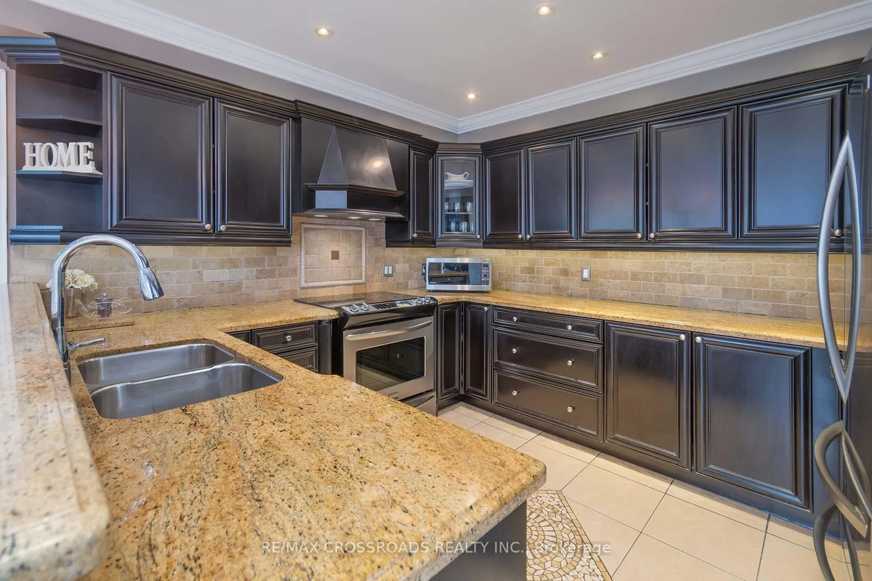 Photo 9 of 1703 Rockwood Drive, Pickering, Highbush — HOMEH