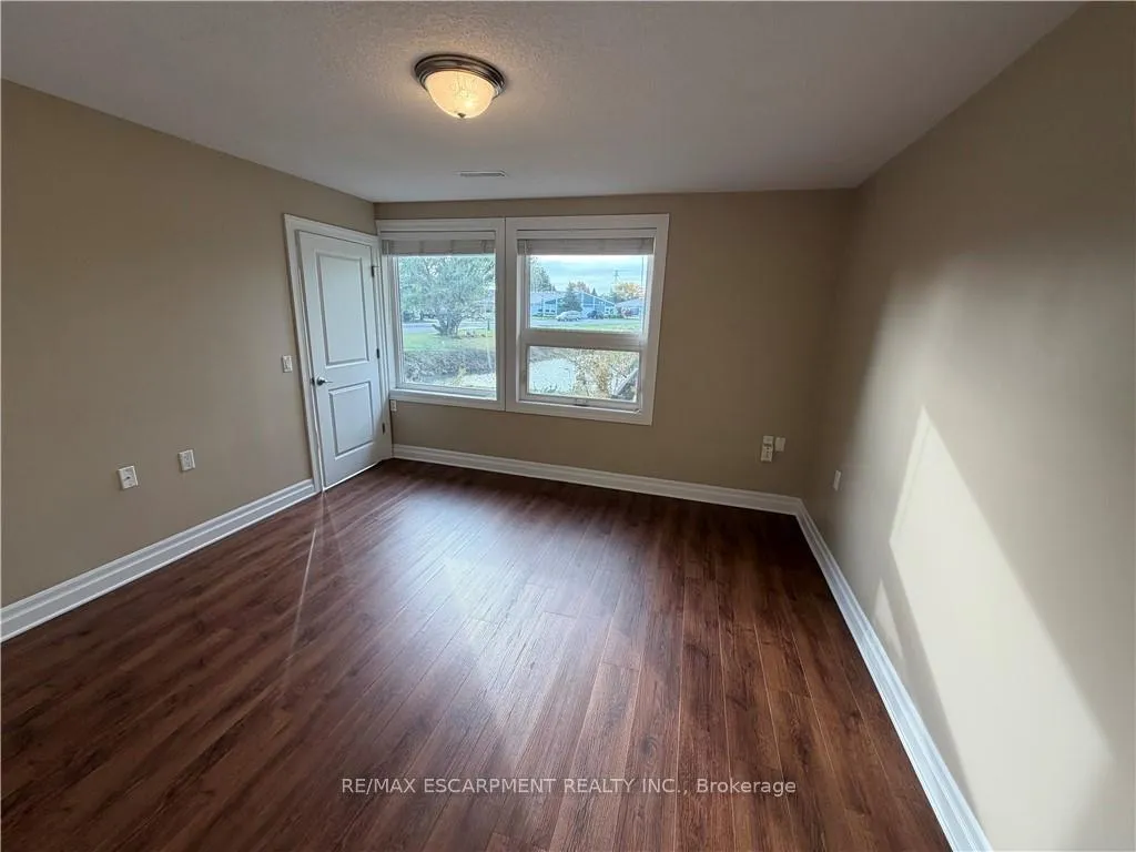 Photo 9 of 5 Jaczenko Terrace, Hamilton, Kennedy — HOMEH
