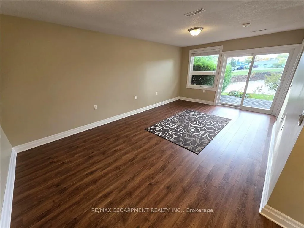 Photo 12 of 5 Jaczenko Terrace, Hamilton, Kennedy — HOMEH