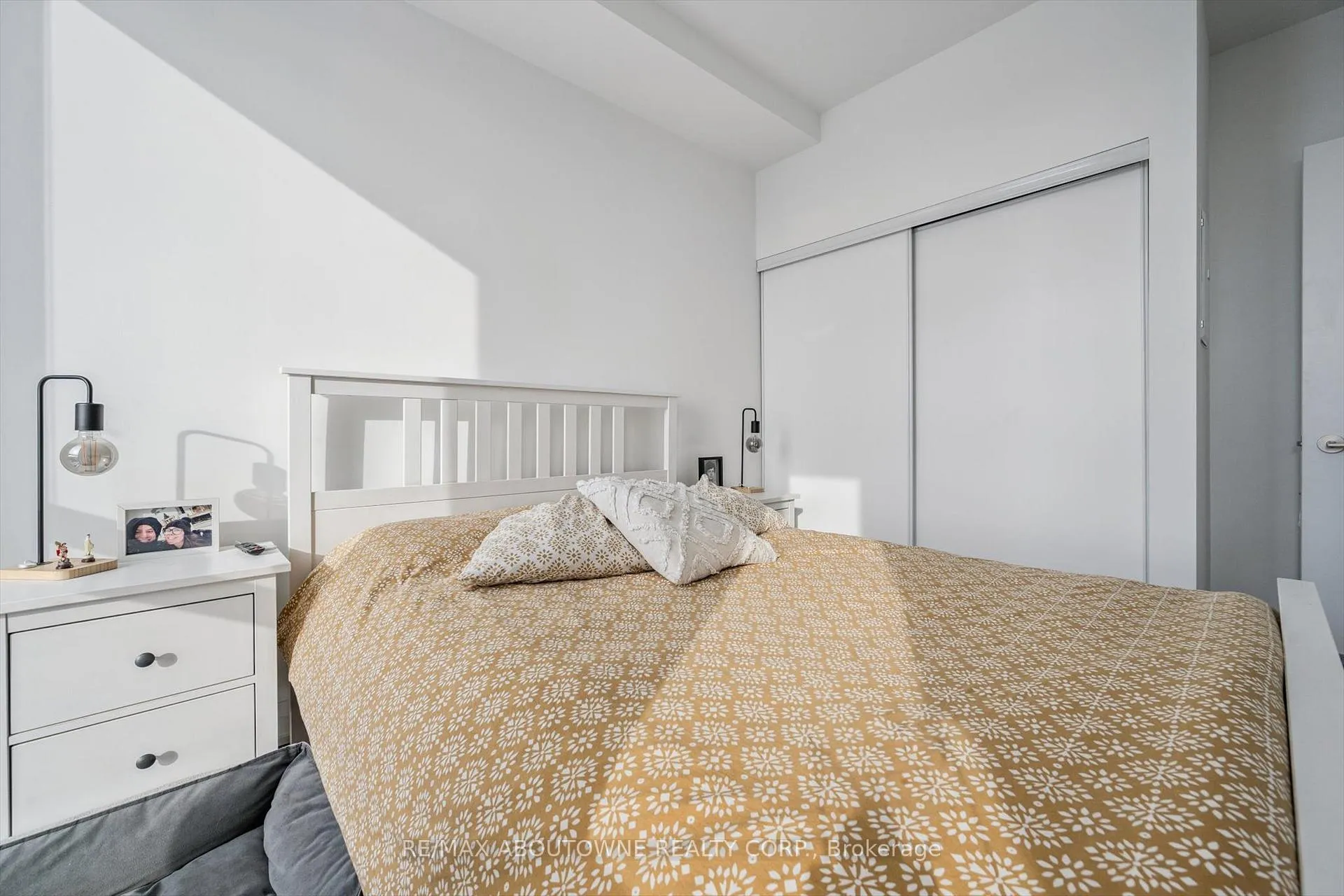 Photo 13 of Unit 802, 286 Main Street, Toronto, East End-Danforth — HOMEH