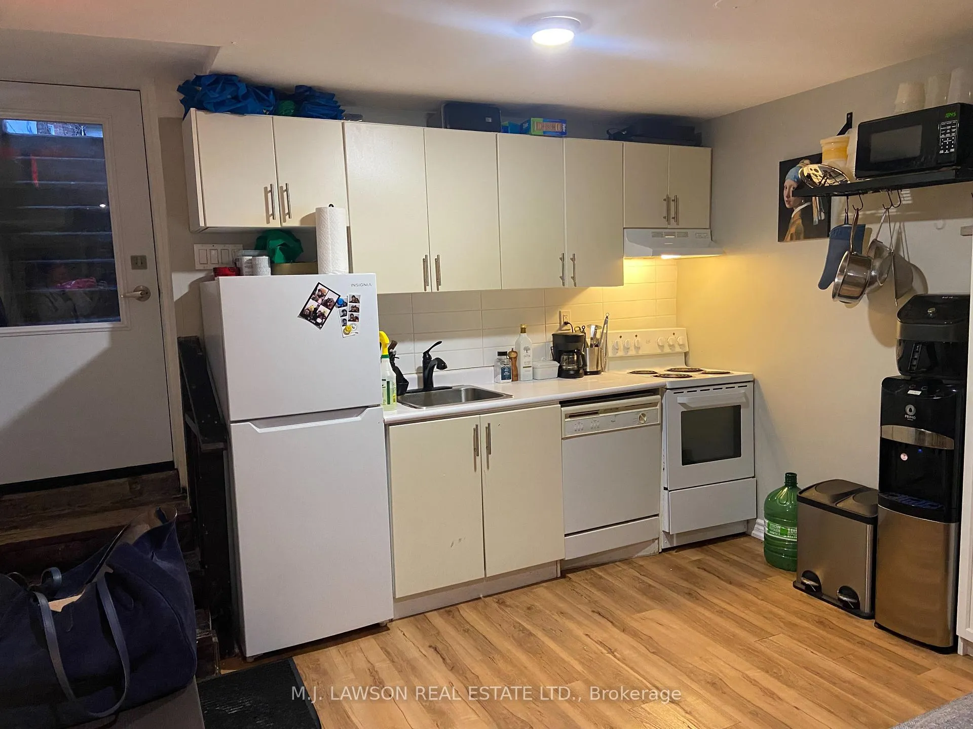 Photo 3 of 2231 Danforth Avenue, Toronto, East End-Danforth — HOMEH