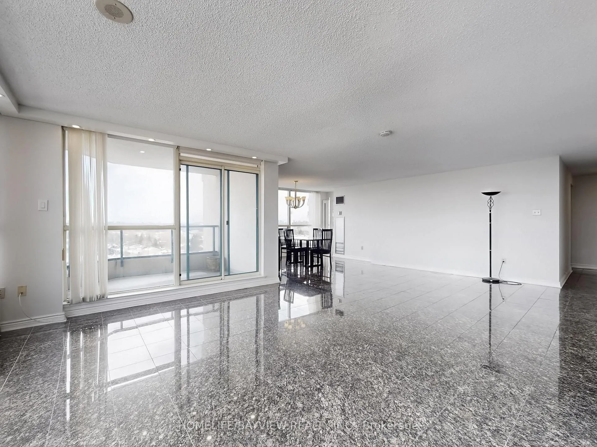 Photo 15 of Unit 1004, 1 Clark Avenue W, Vaughan, Crestwood-Springfarm-Yorkhill — HOMEH