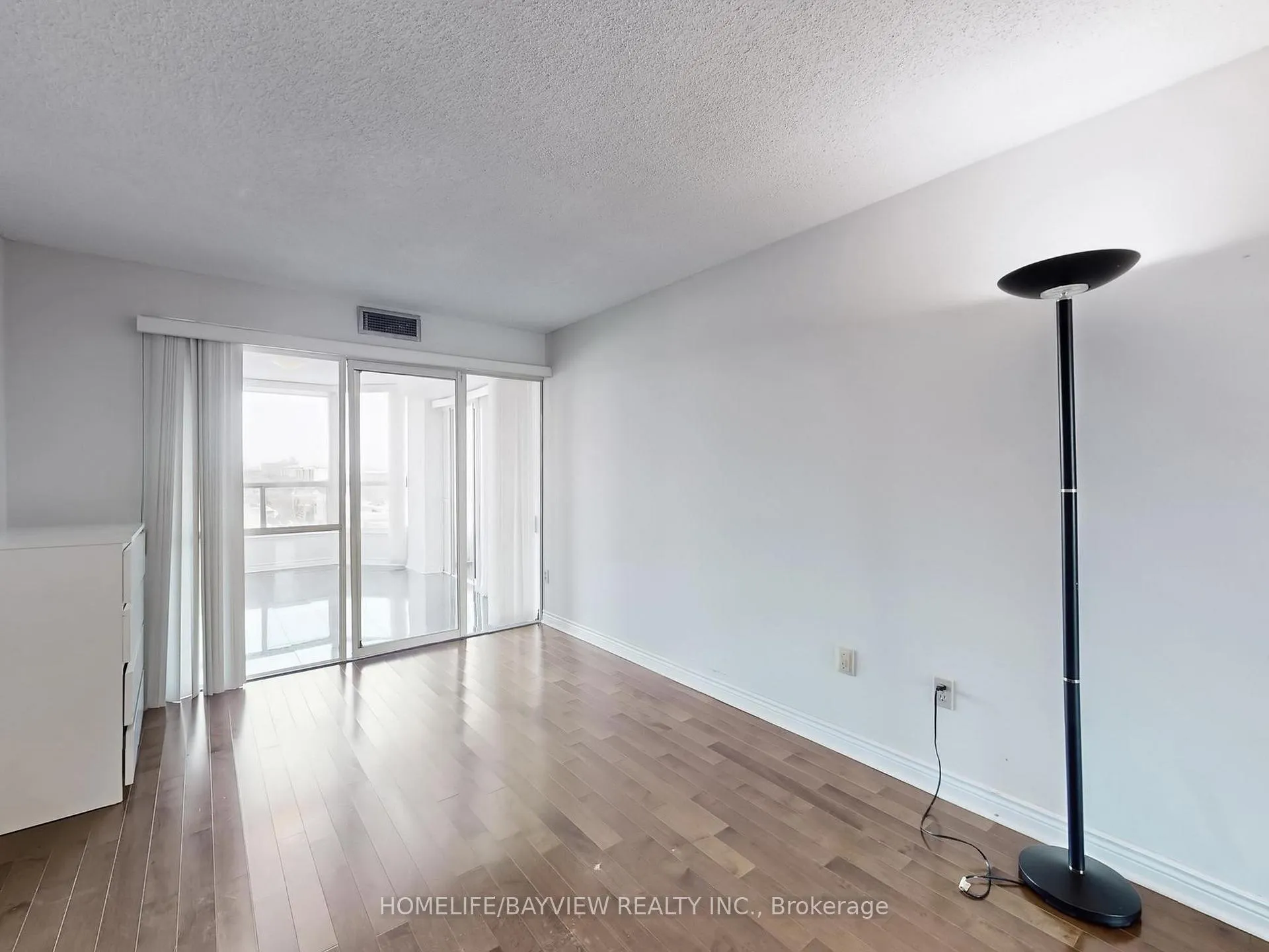 Photo 32 of Unit 1004, 1 Clark Avenue W, Vaughan, Crestwood-Springfarm-Yorkhill — HOMEH