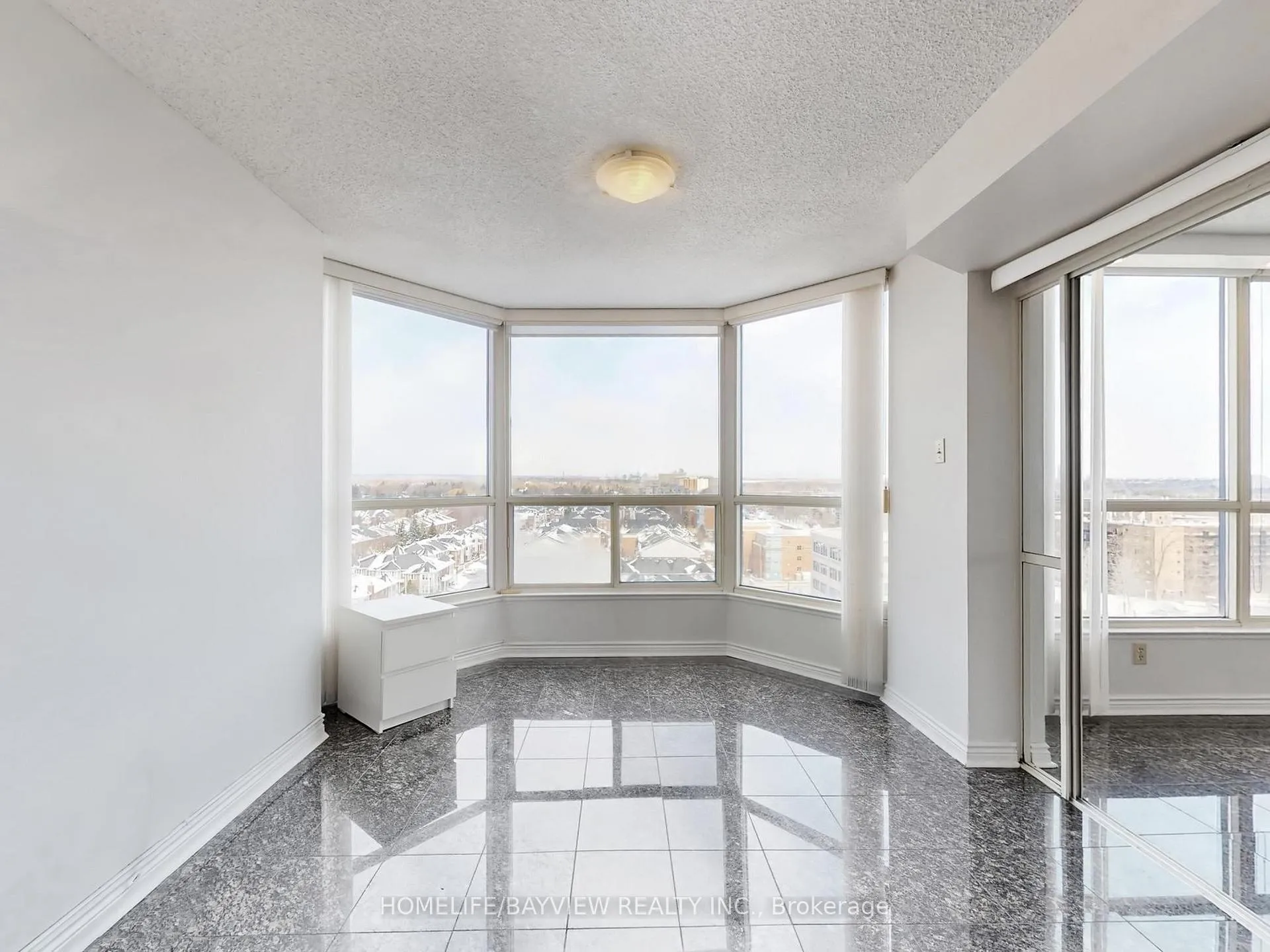Photo 34 of Unit 1004, 1 Clark Avenue W, Vaughan, Crestwood-Springfarm-Yorkhill — HOMEH