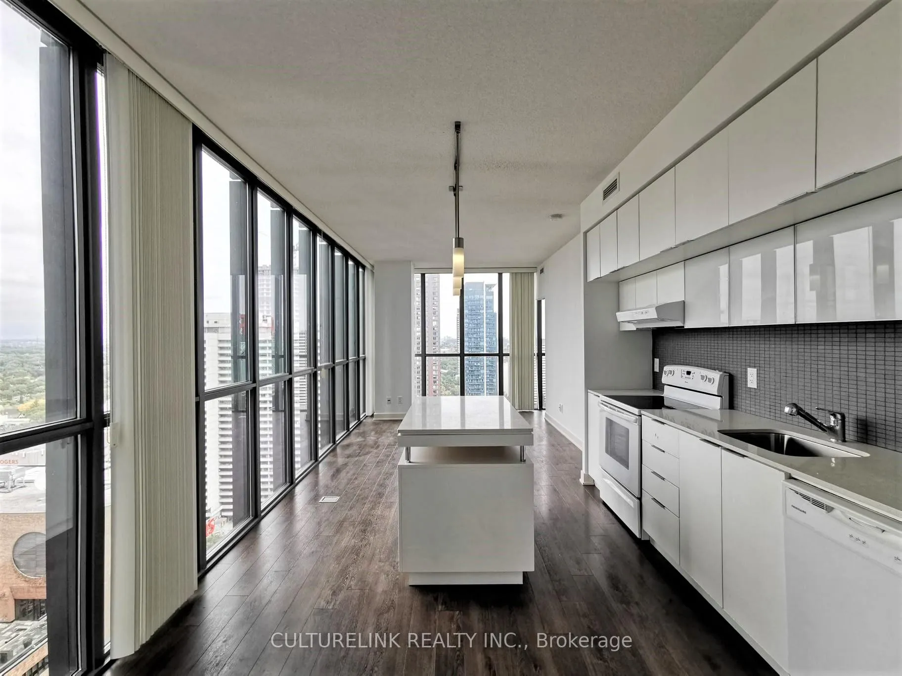Photo 2 of Unit 2608, 110 Charles Street E, Toronto, Church-Yonge Corridor — HOMEH