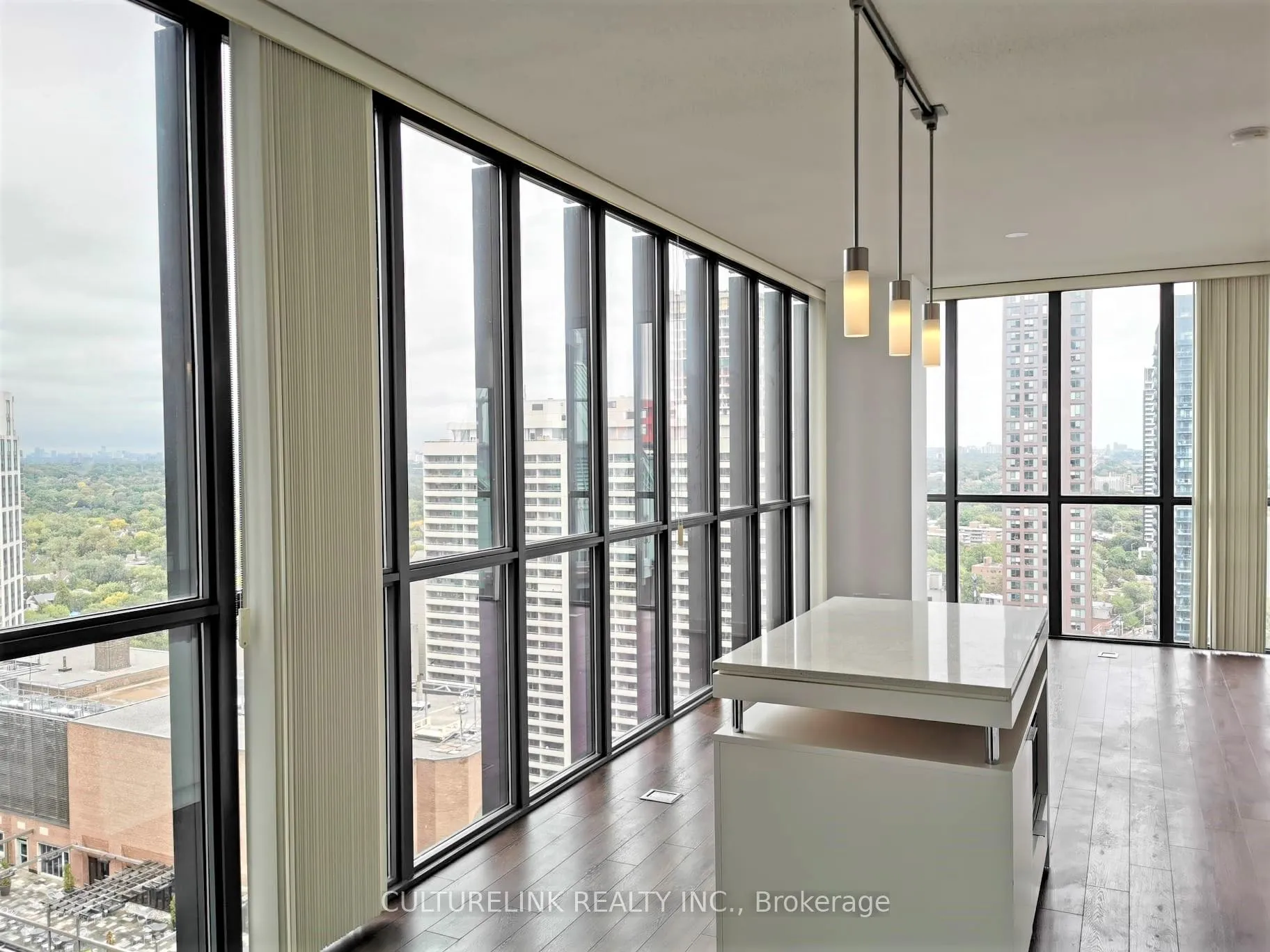Photo 4 of Unit 2608, 110 Charles Street E, Toronto, Church-Yonge Corridor — HOMEH