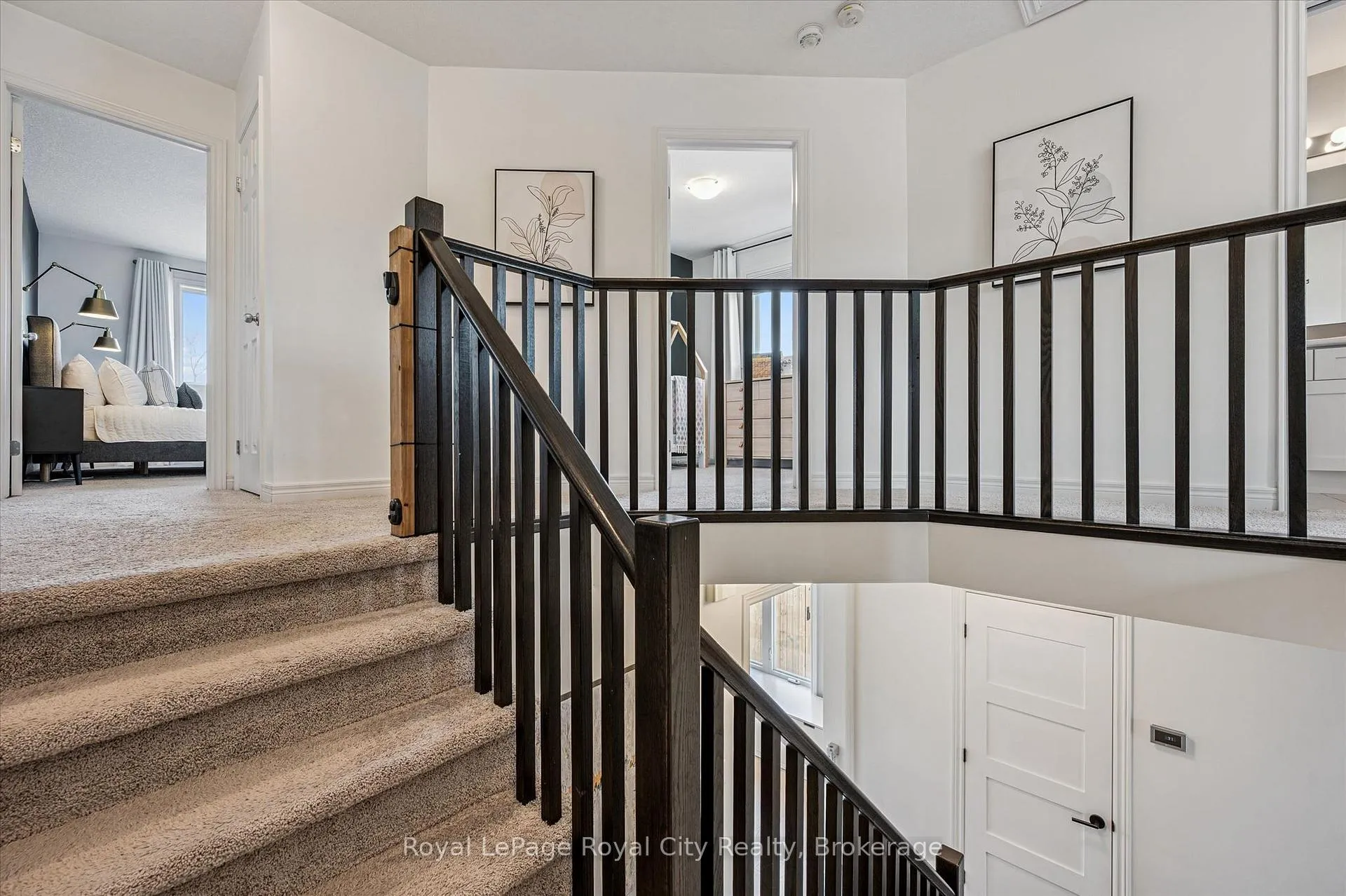 Photo 17 of 82 John Brabson Crescent, Guelph, Kortright East — HOMEH