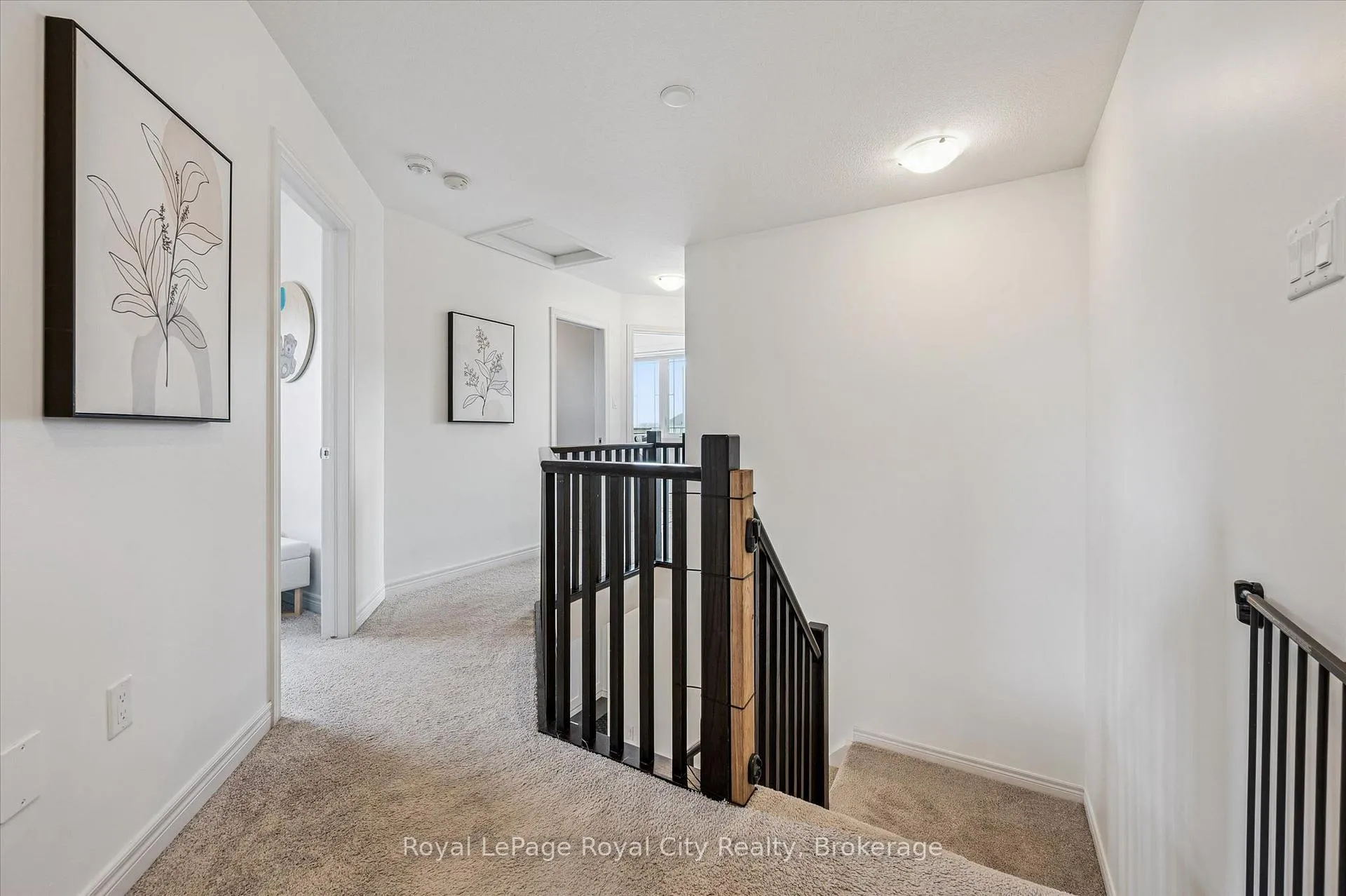Photo 18 of 82 John Brabson Crescent, Guelph, Kortright East — HOMEH