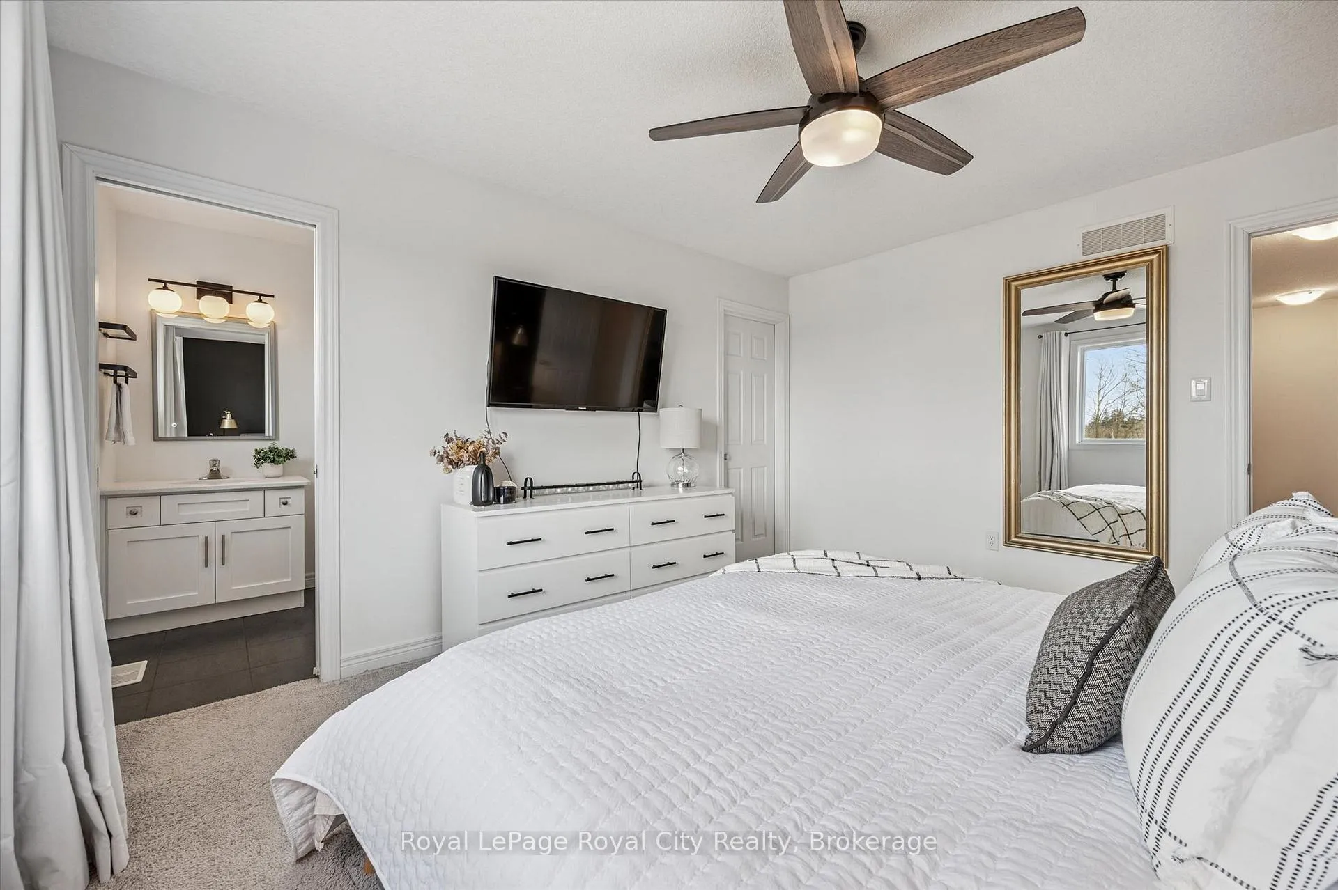Photo 22 of 82 John Brabson Crescent, Guelph, Kortright East — HOMEH