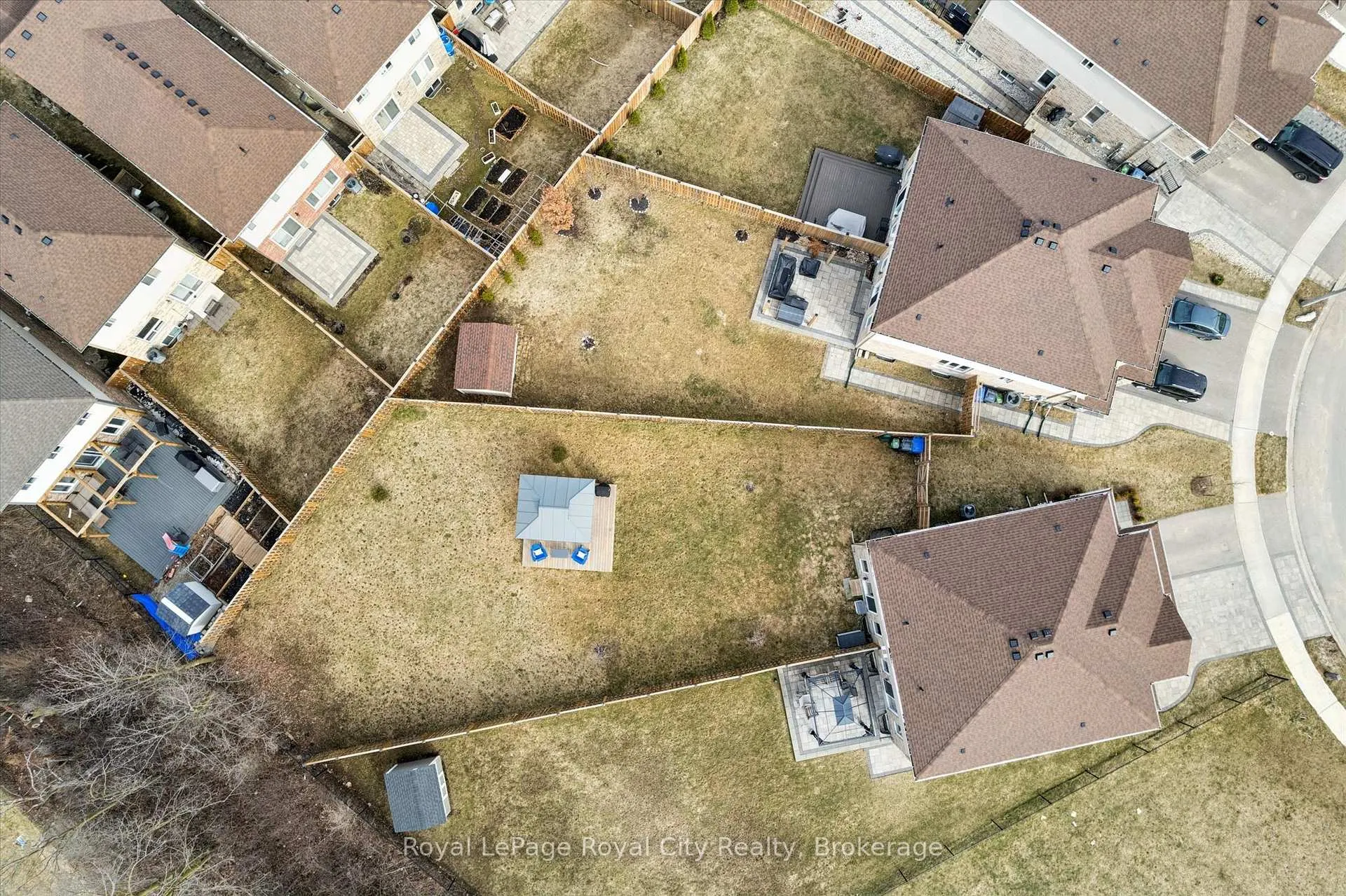 Photo 44 of 82 John Brabson Crescent, Guelph, Kortright East — HOMEH